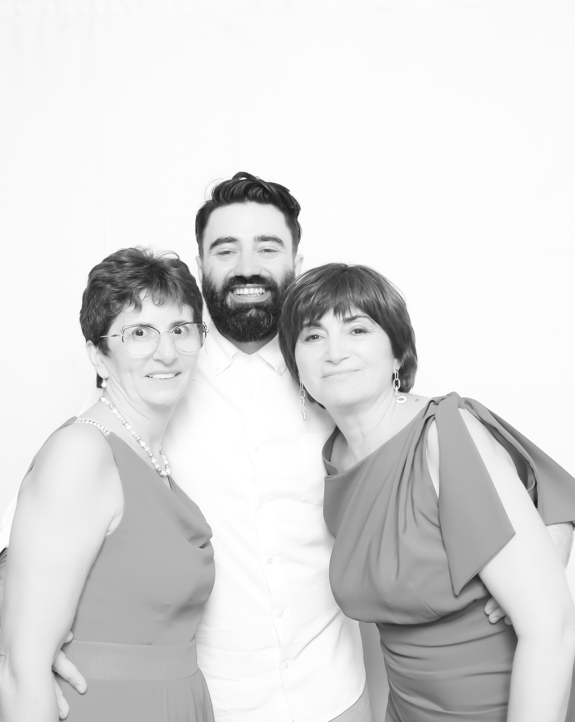 Mircea & Stephanie | View more photos from the event at photos.goldotter.co.za/u/GoldOtterMedia/Mircea-Stephanie