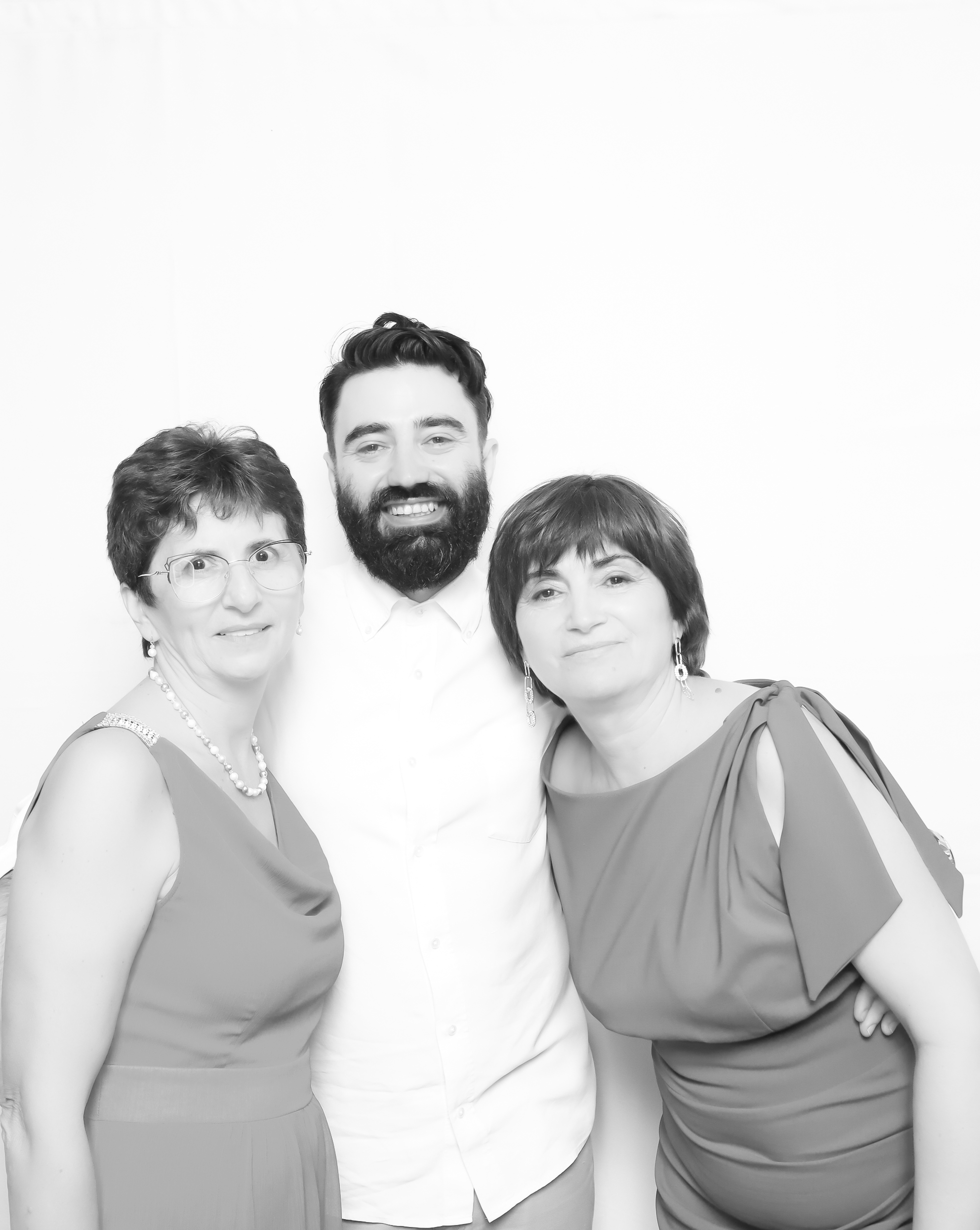 Mircea & Stephanie | View more photos from the event at photos.goldotter.co.za/u/GoldOtterMedia/Mircea-Stephanie