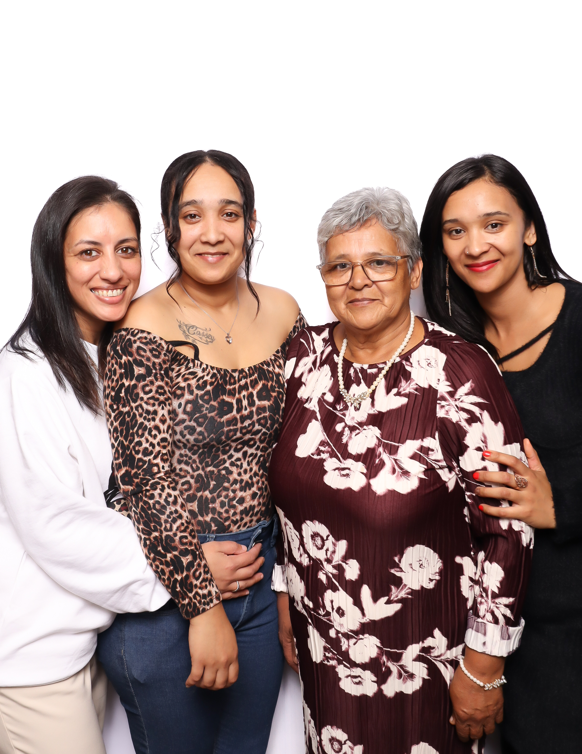 The Capetonian - Mothers Day 2025 | View more photos from the event at photos.goldotter.co.za/u/GoldOtterMedia/The-Capetonian-Mothers-Day-2025