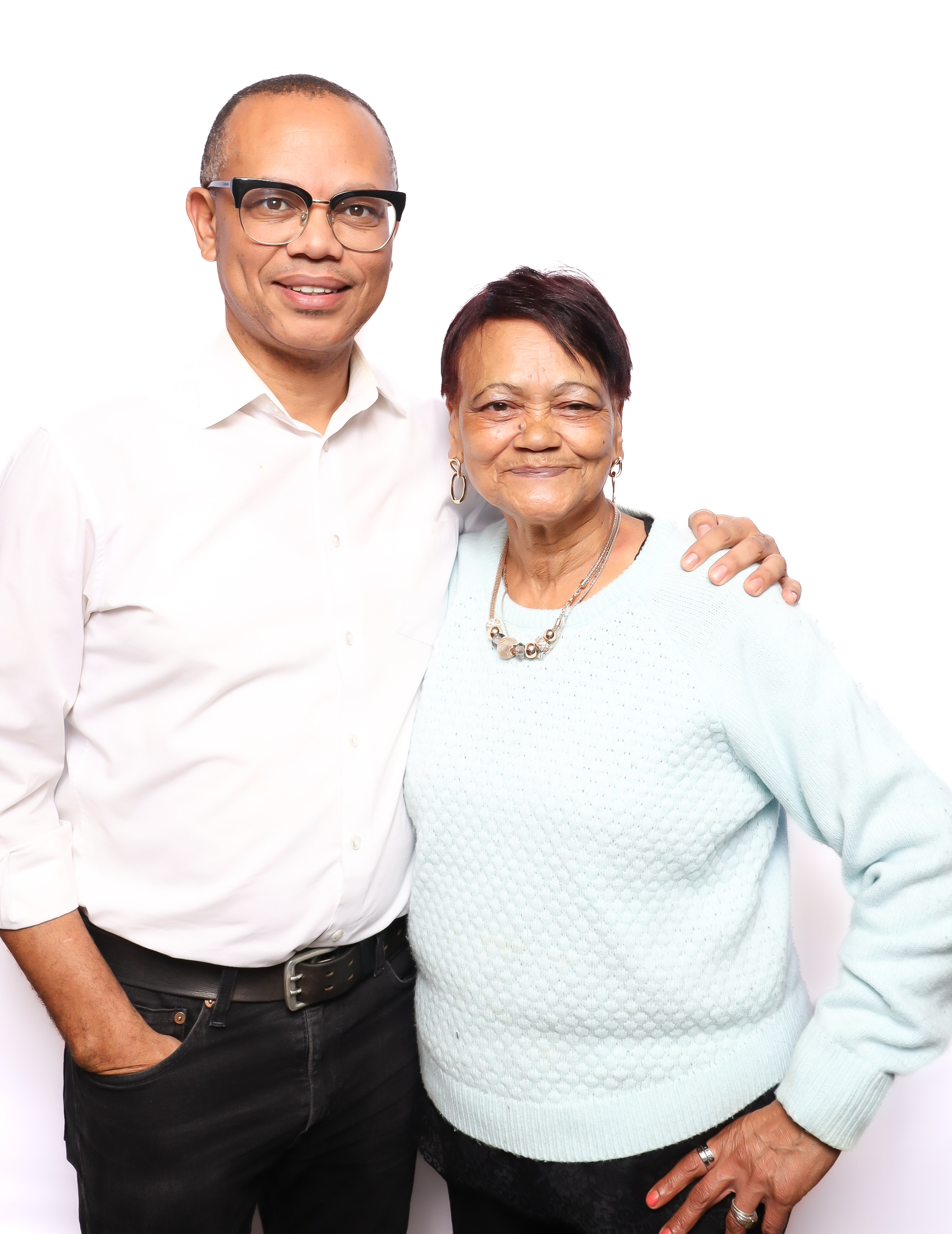 The Capetonian - Mothers Day 2025 | View more photos from the event at photos.goldotter.co.za/u/GoldOtterMedia/The-Capetonian-Mothers-Day-2025