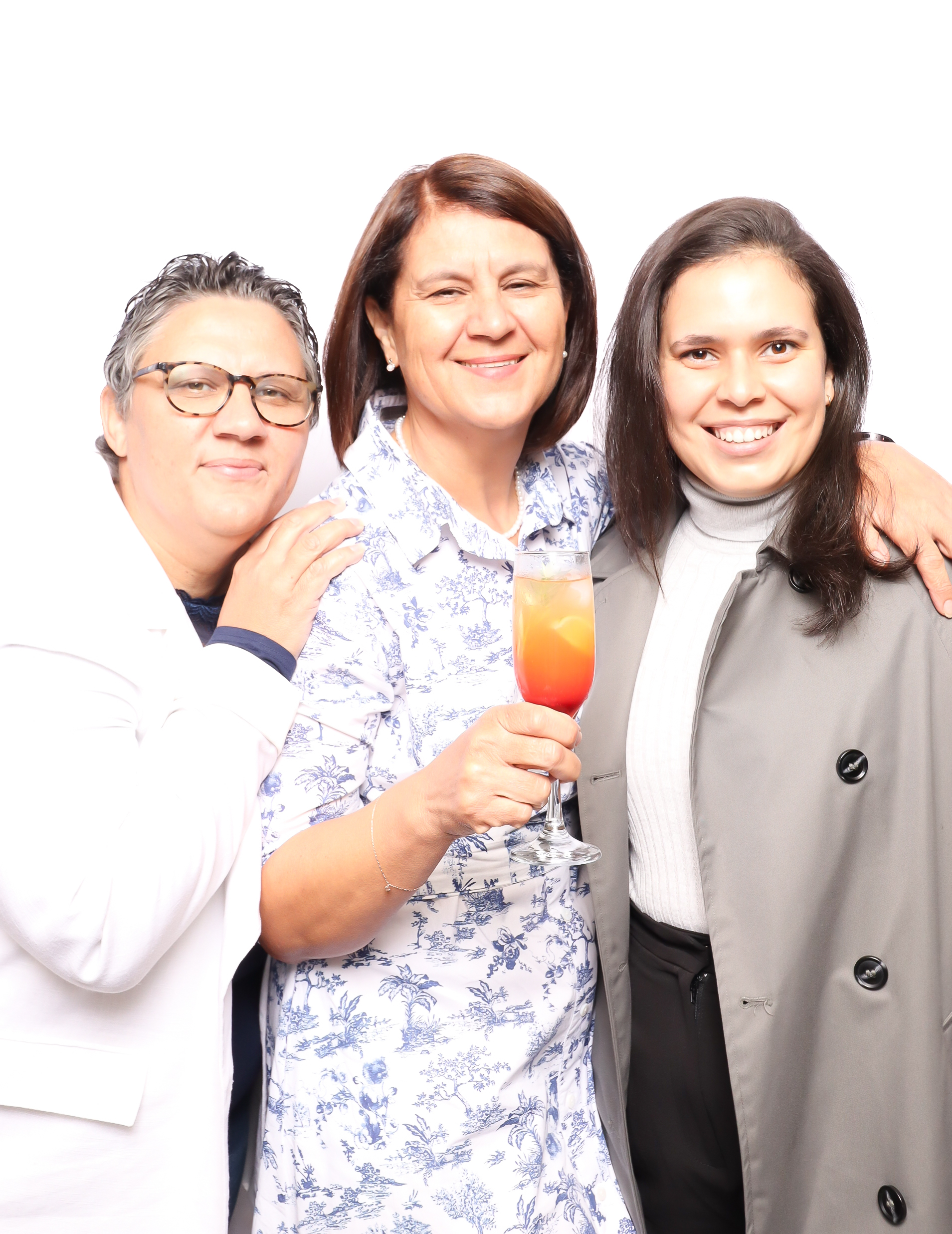 The Capetonian - Mothers Day 2025 | View more photos from the event at photos.goldotter.co.za/u/GoldOtterMedia/The-Capetonian-Mothers-Day-2025