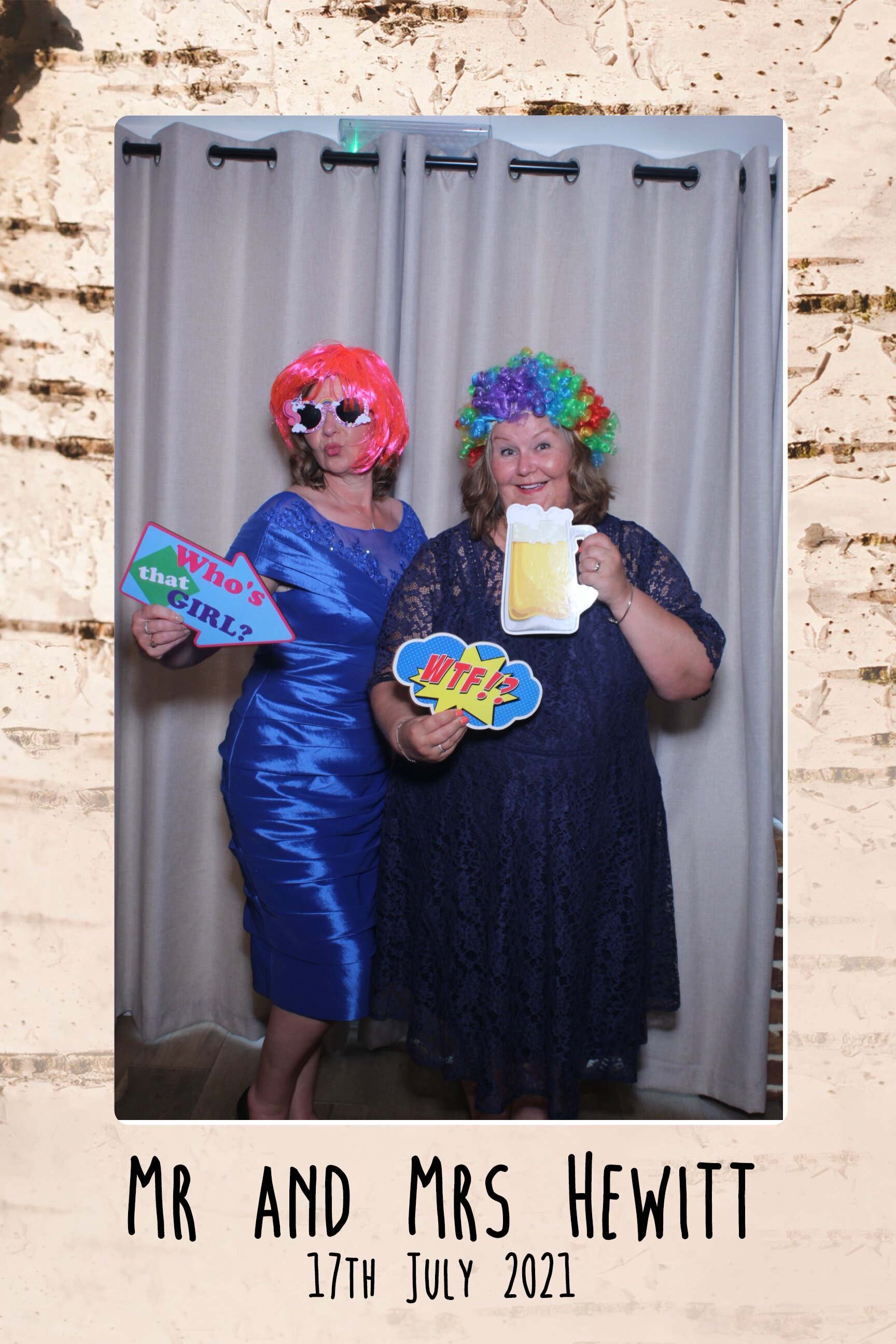 Nicolle and Thomas' Wedding | View more photos from the event at gallery.imprintphotobooths.co.uk/u/Imprint-Photobooths/Nicolle-and-Thomas-Wedding