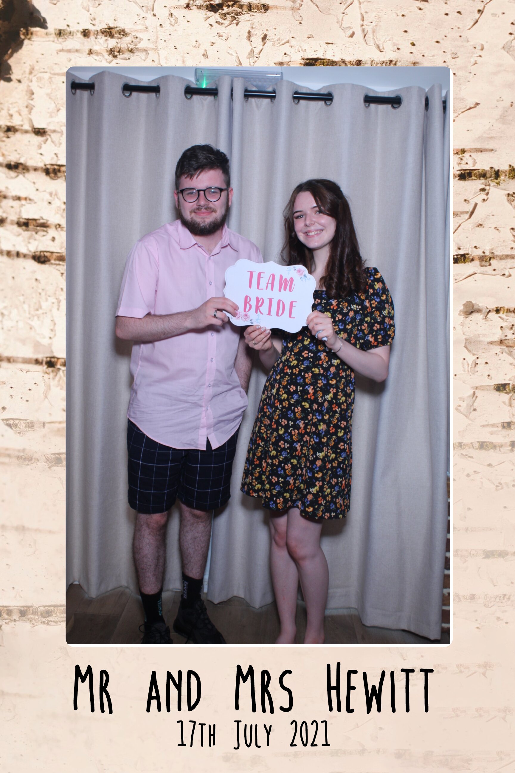 Nicolle and Thomas' Wedding | View more photos from the event at gallery.imprintphotobooths.co.uk/u/Imprint-Photobooths/Nicolle-and-Thomas-Wedding