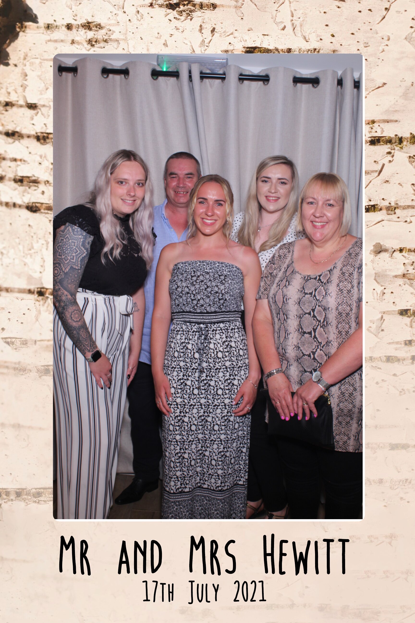 Nicolle and Thomas' Wedding | View more photos from the event at gallery.imprintphotobooths.co.uk/u/Imprint-Photobooths/Nicolle-and-Thomas-Wedding