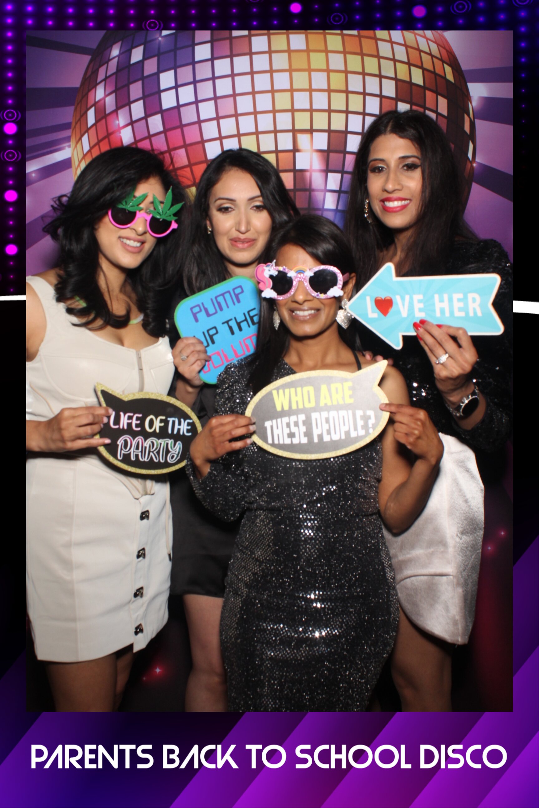 Back to School Disco | View more photos from the event at gallery.imprintphotobooths.co.uk/u/Imprint-Photobooths/Back-to-School-Disco