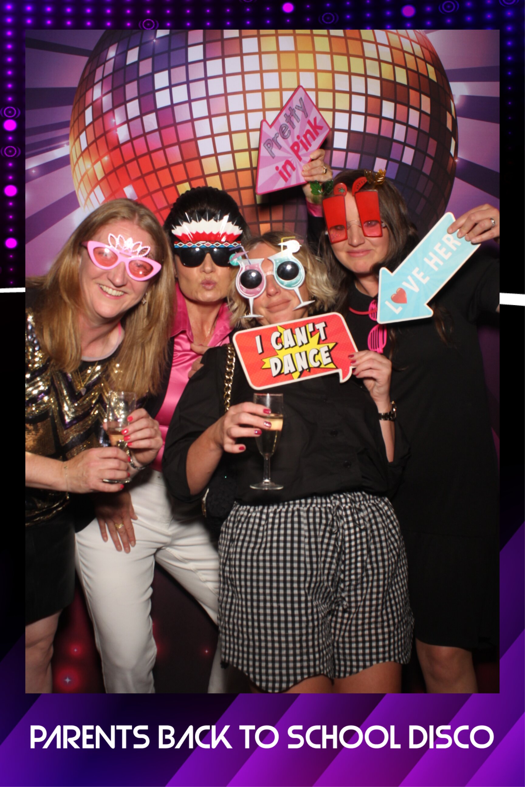 Back to School Disco | View more photos from the event at gallery.imprintphotobooths.co.uk/u/Imprint-Photobooths/Back-to-School-Disco