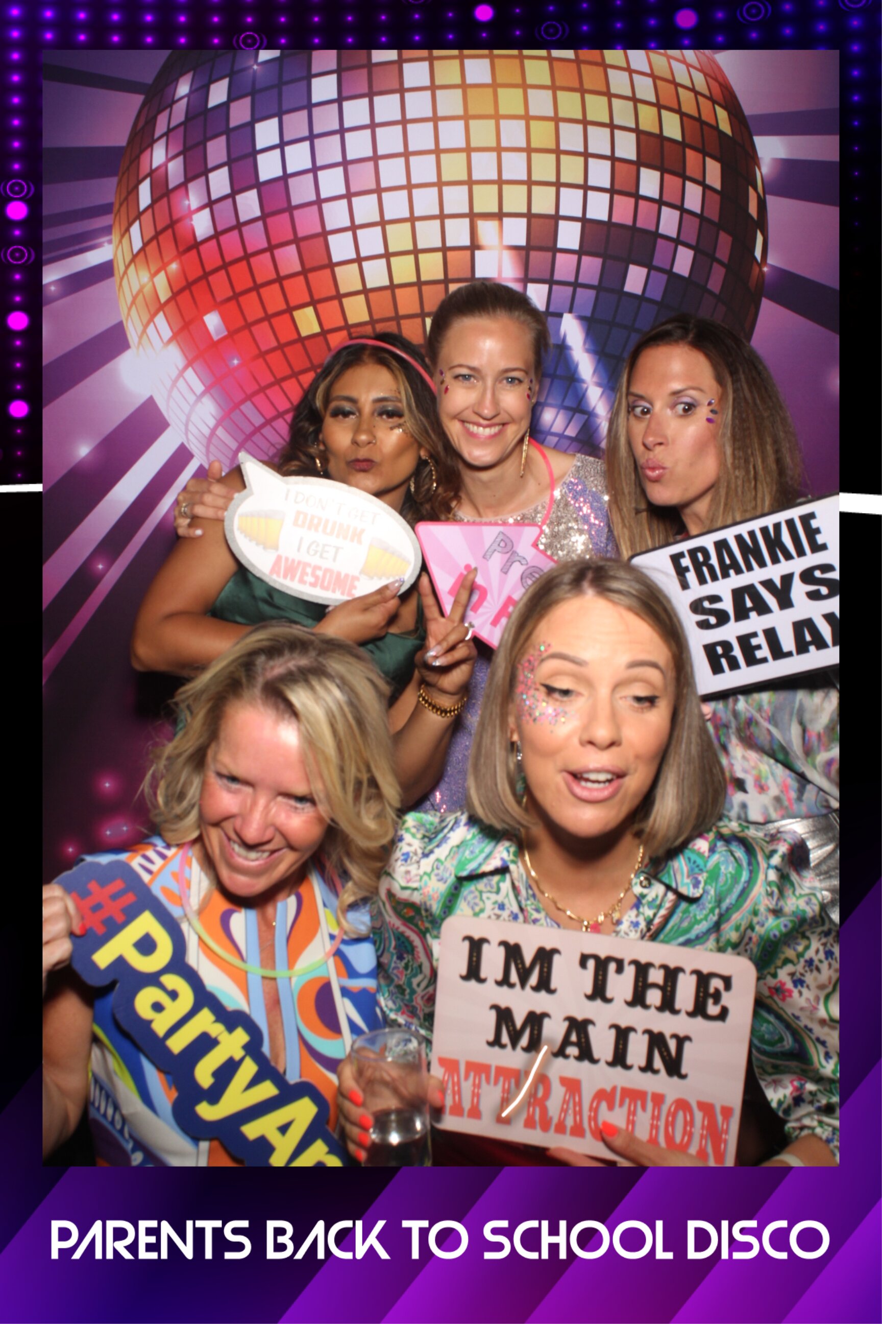 Back to School Disco | View more photos from the event at gallery.imprintphotobooths.co.uk/u/Imprint-Photobooths/Back-to-School-Disco