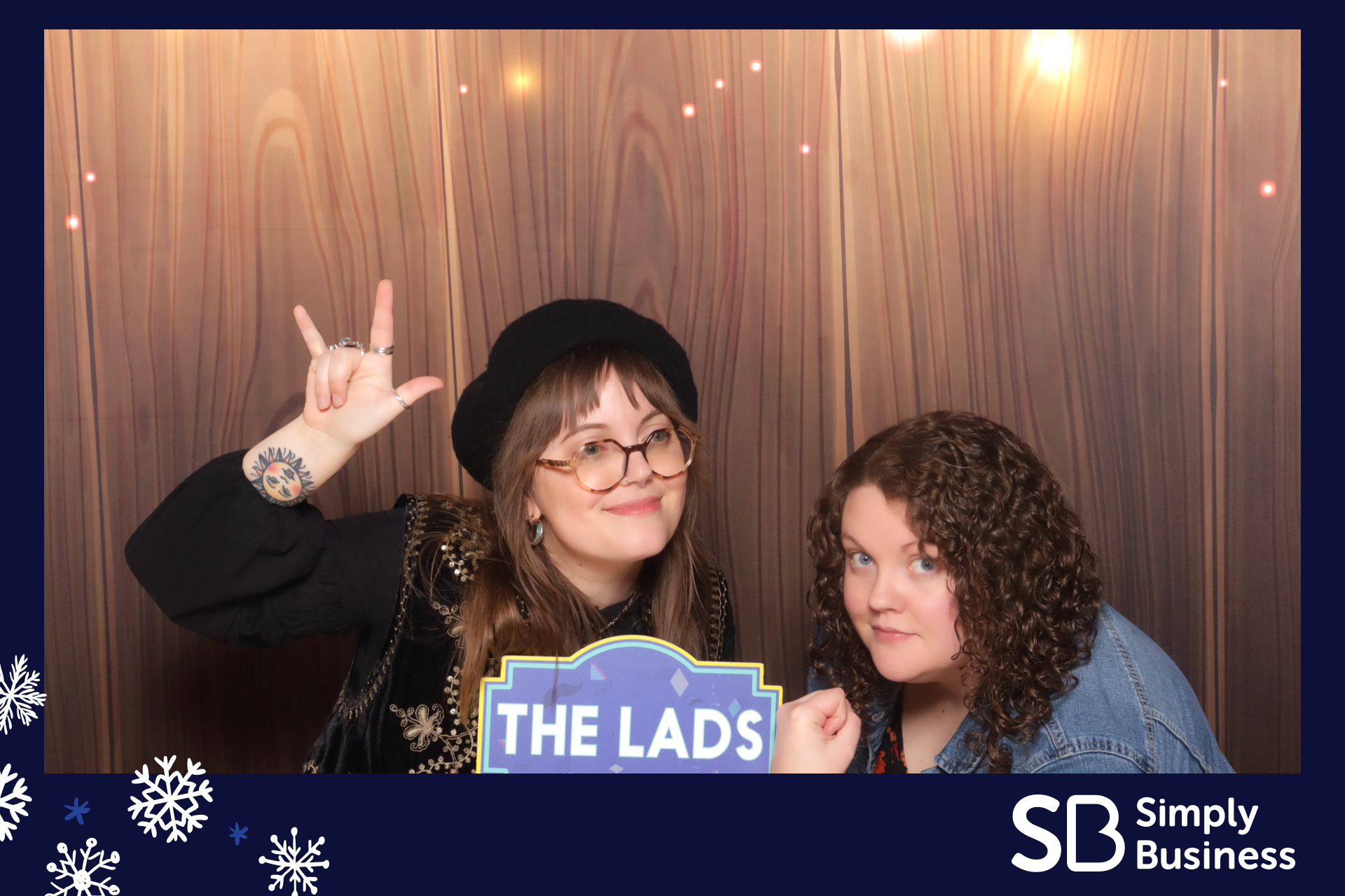 Simply Business Christmas 2023 | View more photos from the event at gallery.imprintphotobooths.co.uk/u/Imprint-Photobooths/Simply-Business-Christmas-2023