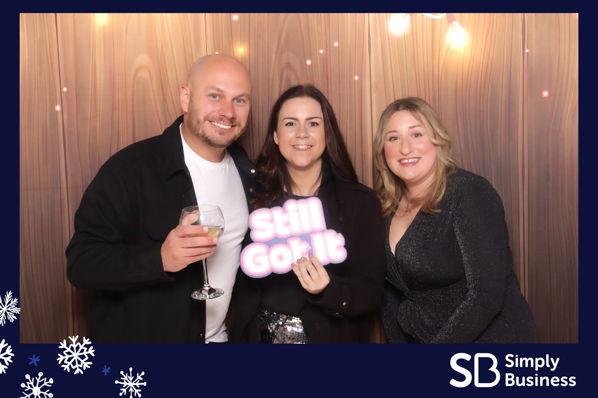 Simply Business Christmas 2023 | View more photos from the event at gallery.imprintphotobooths.co.uk/u/Imprint-Photobooths/Simply-Business-Christmas-2023
