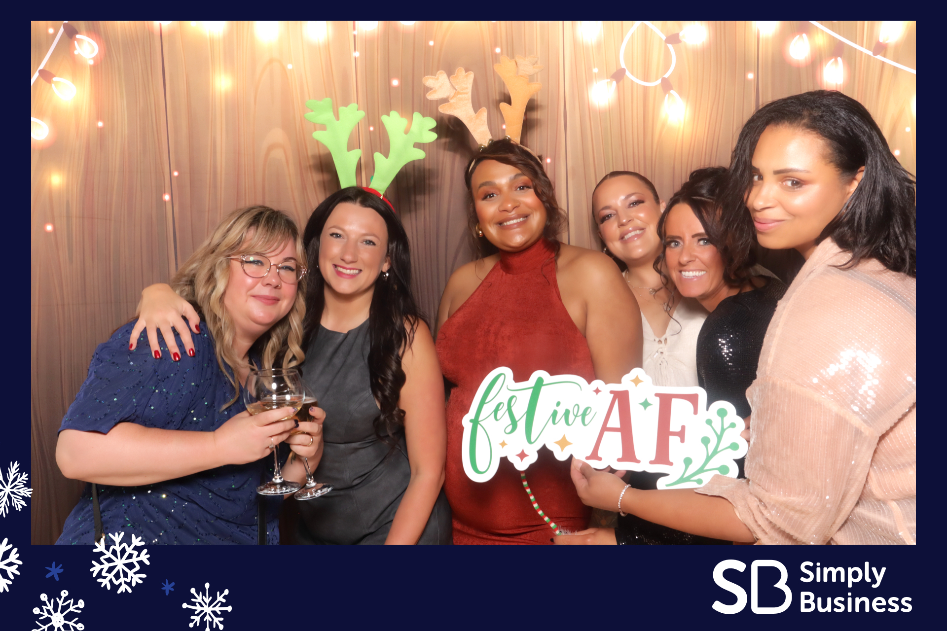 Simply Business Christmas 2023 | View more photos from the event at gallery.imprintphotobooths.co.uk/u/Imprint-Photobooths/Simply-Business-Christmas-2023