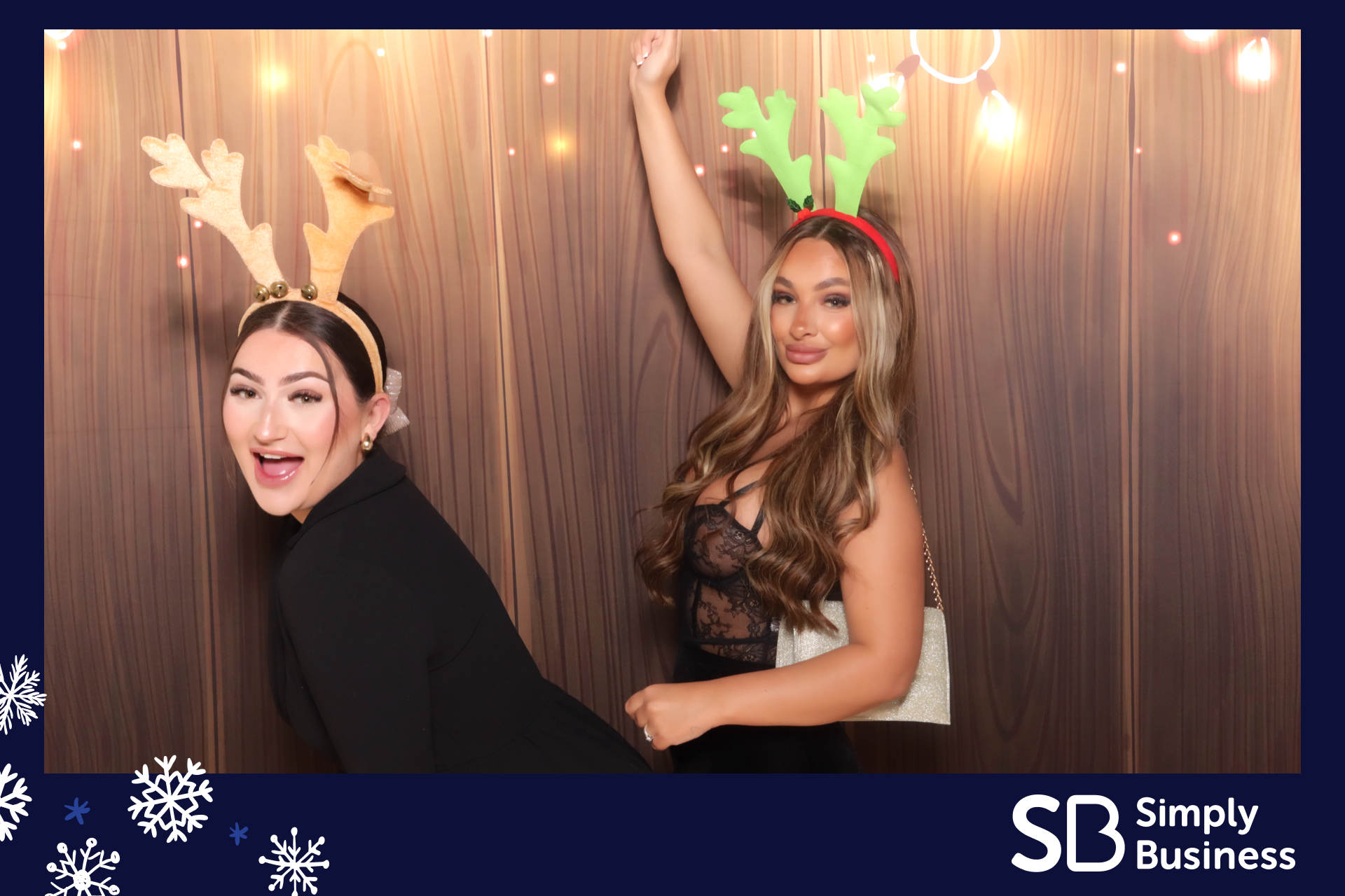 Simply Business Christmas 2023 | View more photos from the event at gallery.imprintphotobooths.co.uk/u/Imprint-Photobooths/Simply-Business-Christmas-2023