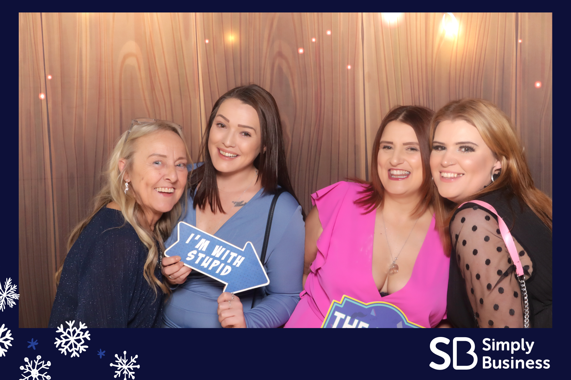 Simply Business Christmas 2023 | View more photos from the event at gallery.imprintphotobooths.co.uk/u/Imprint-Photobooths/Simply-Business-Christmas-2023