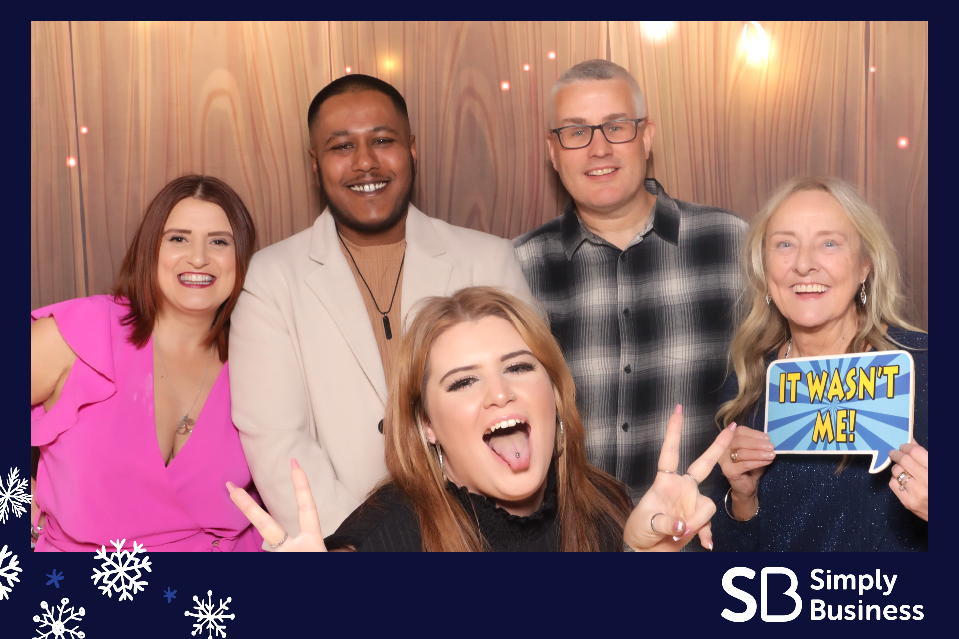 Simply Business Christmas 2023 | View more photos from the event at gallery.imprintphotobooths.co.uk/u/Imprint-Photobooths/Simply-Business-Christmas-2023
