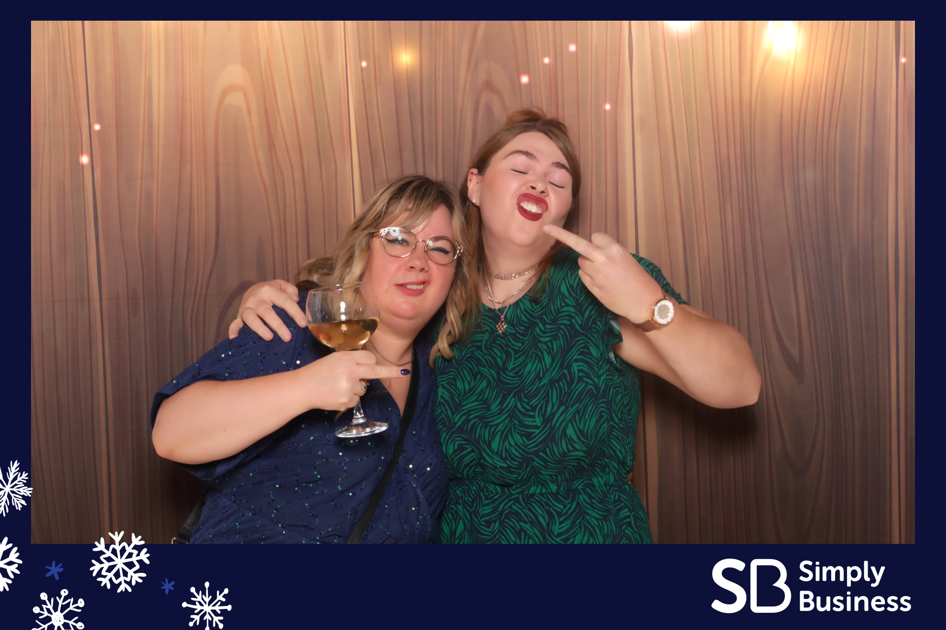 Simply Business Christmas 2023 | View more photos from the event at gallery.imprintphotobooths.co.uk/u/Imprint-Photobooths/Simply-Business-Christmas-2023