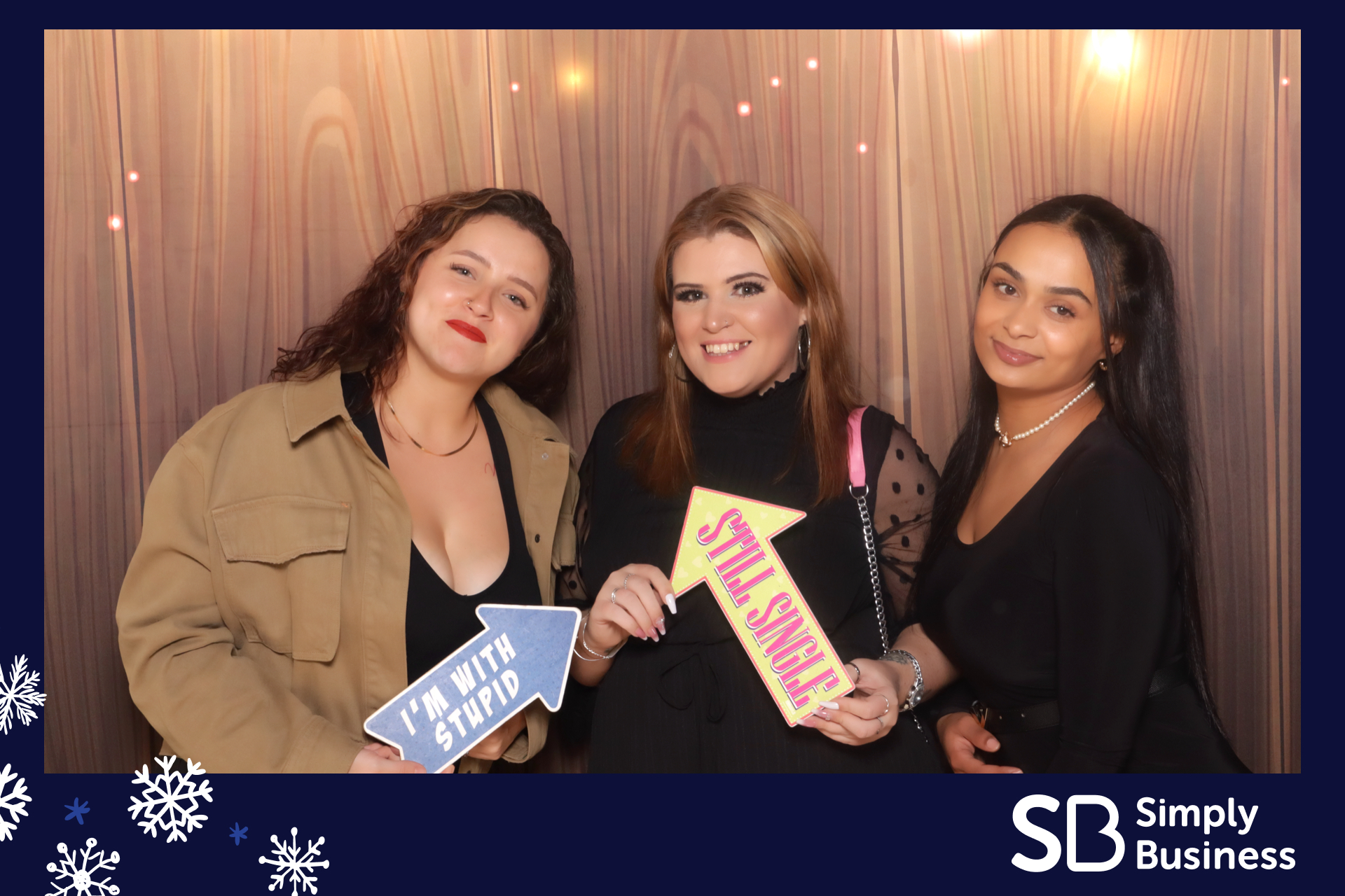 Simply Business Christmas 2023 | View more photos from the event at gallery.imprintphotobooths.co.uk/u/Imprint-Photobooths/Simply-Business-Christmas-2023