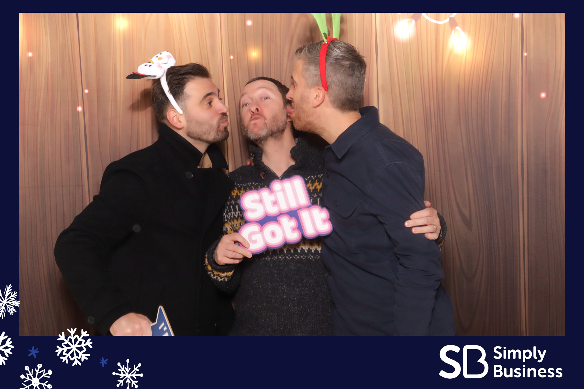 Simply Business Christmas 2023 | View more photos from the event at gallery.imprintphotobooths.co.uk/u/Imprint-Photobooths/Simply-Business-Christmas-2023