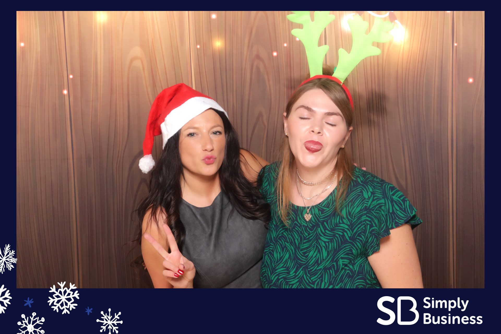 Simply Business Christmas 2023 | View more photos from the event at gallery.imprintphotobooths.co.uk/u/Imprint-Photobooths/Simply-Business-Christmas-2023