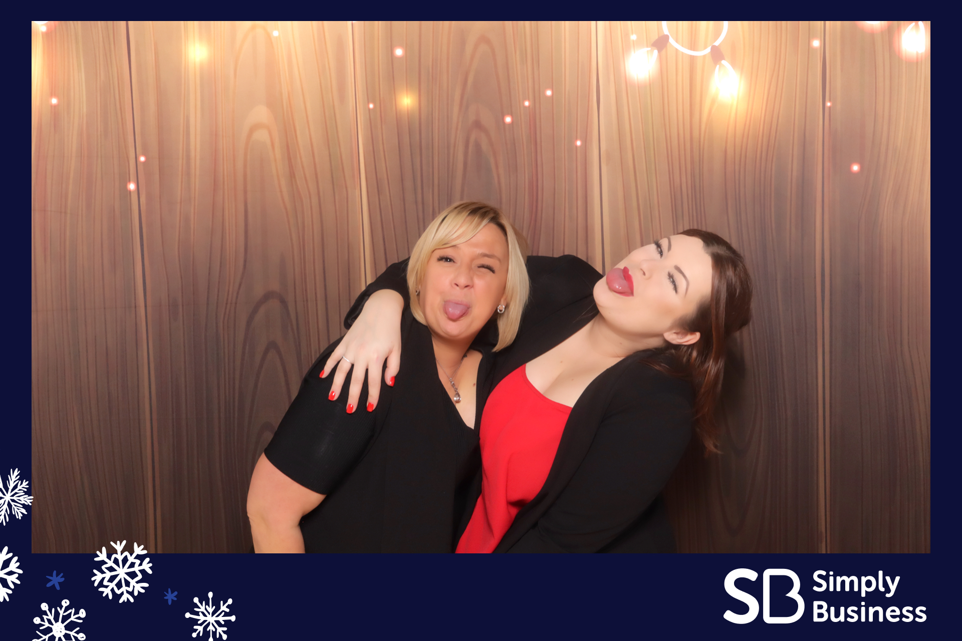 Simply Business Christmas 2023 | View more photos from the event at gallery.imprintphotobooths.co.uk/u/Imprint-Photobooths/Simply-Business-Christmas-2023
