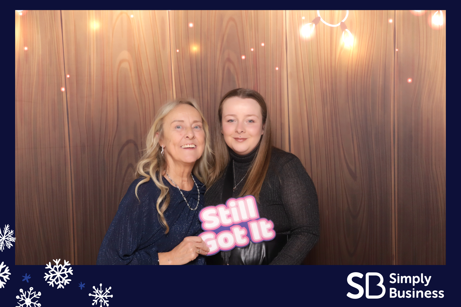 Simply Business Christmas 2023 | View more photos from the event at gallery.imprintphotobooths.co.uk/u/Imprint-Photobooths/Simply-Business-Christmas-2023