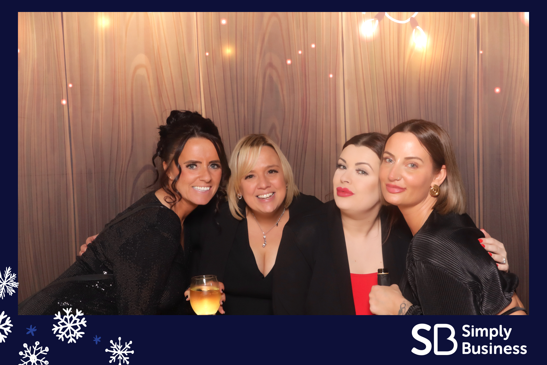 Simply Business Christmas 2023 | View more photos from the event at gallery.imprintphotobooths.co.uk/u/Imprint-Photobooths/Simply-Business-Christmas-2023