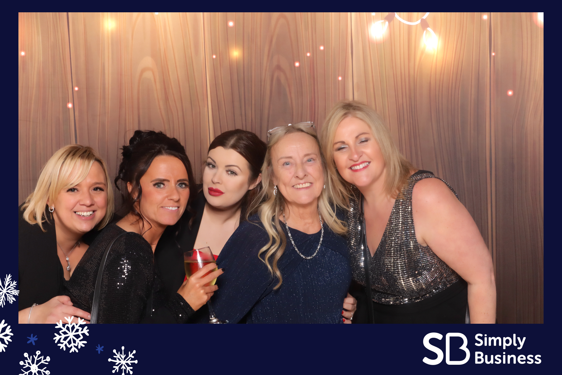 Simply Business Christmas 2023 | View more photos from the event at gallery.imprintphotobooths.co.uk/u/Imprint-Photobooths/Simply-Business-Christmas-2023