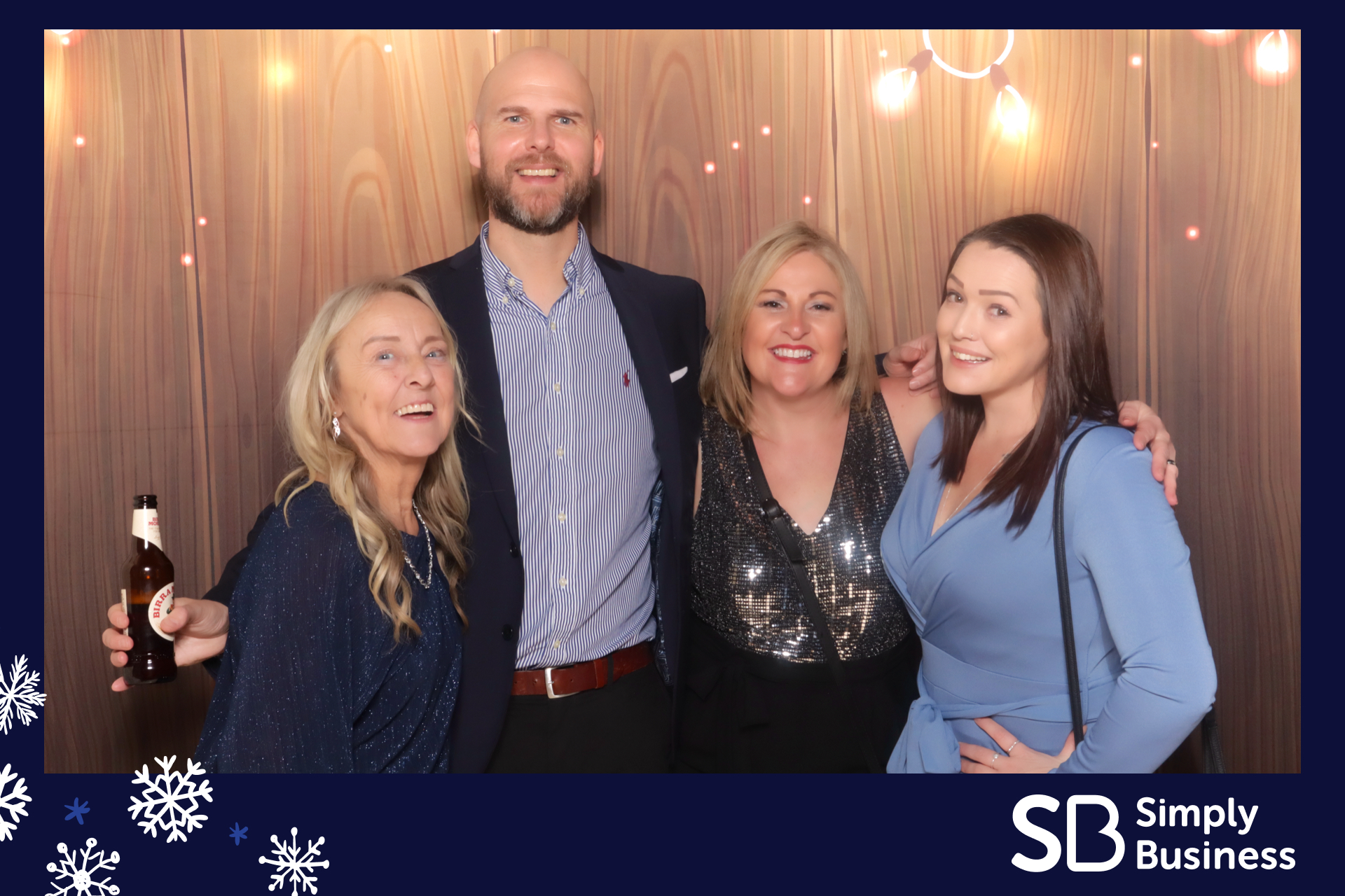 Simply Business Christmas 2023 | View more photos from the event at gallery.imprintphotobooths.co.uk/u/Imprint-Photobooths/Simply-Business-Christmas-2023