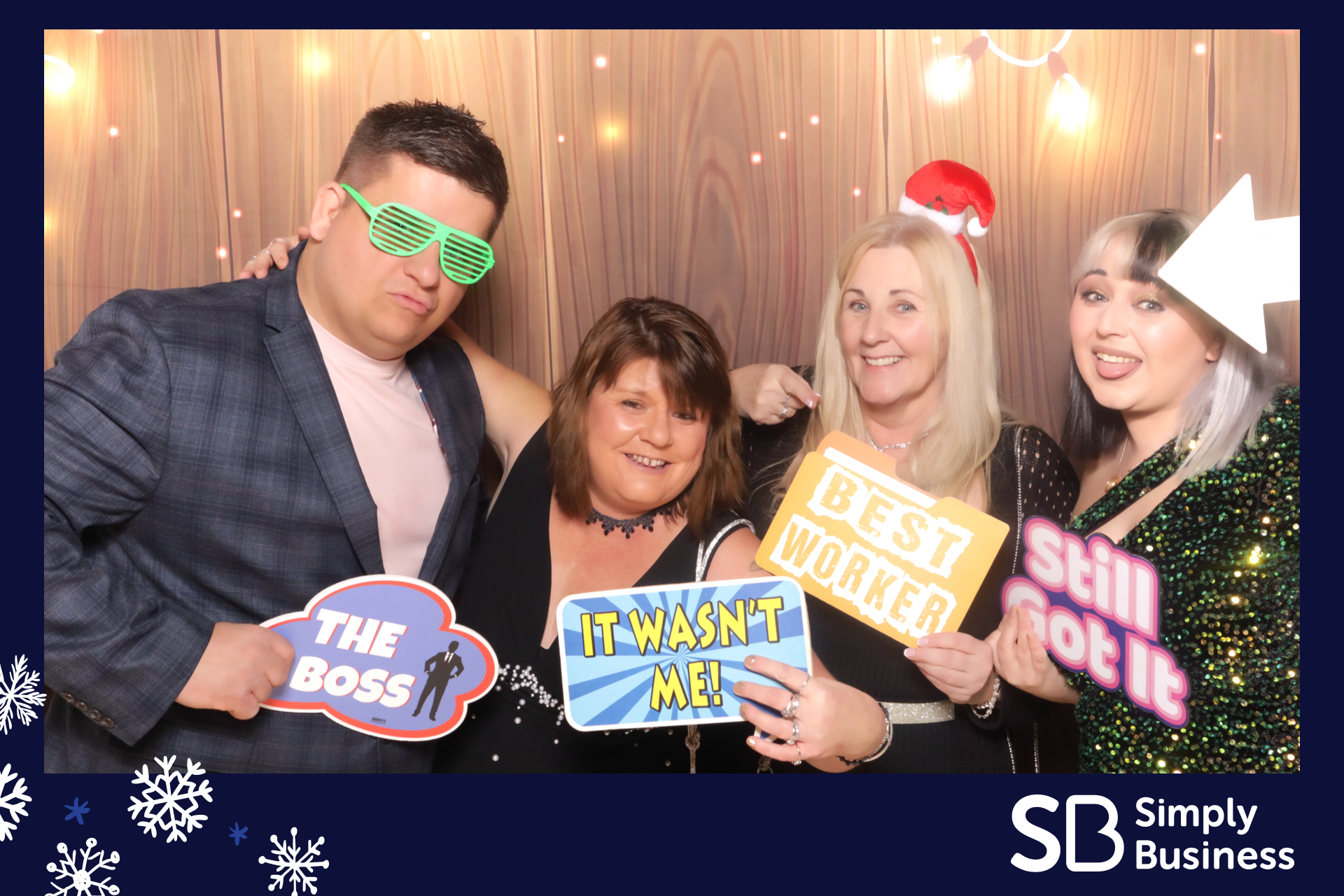 Simply Business Christmas 2023 | View more photos from the event at gallery.imprintphotobooths.co.uk/u/Imprint-Photobooths/Simply-Business-Christmas-2023