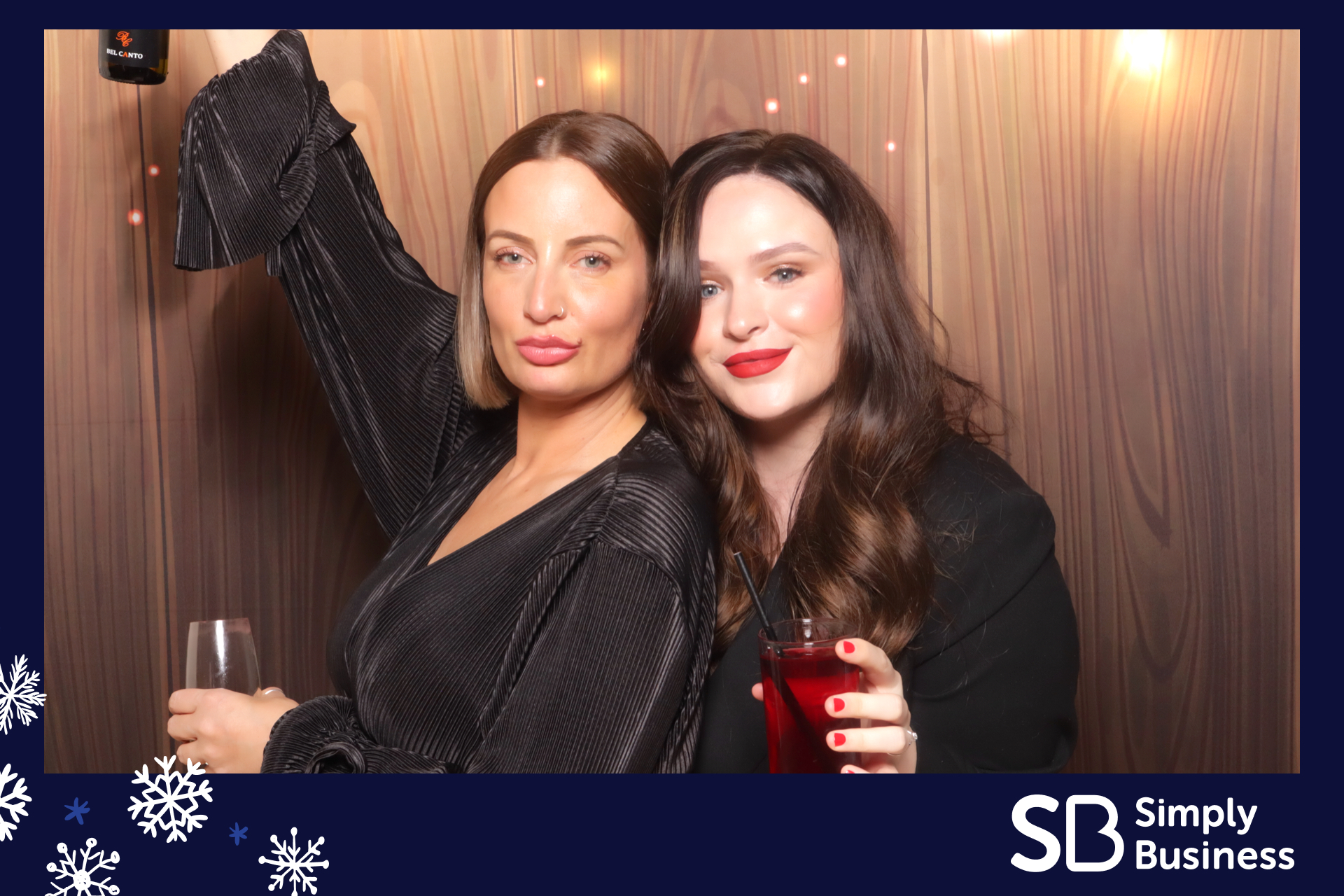 Simply Business Christmas 2023 | View more photos from the event at gallery.imprintphotobooths.co.uk/u/Imprint-Photobooths/Simply-Business-Christmas-2023