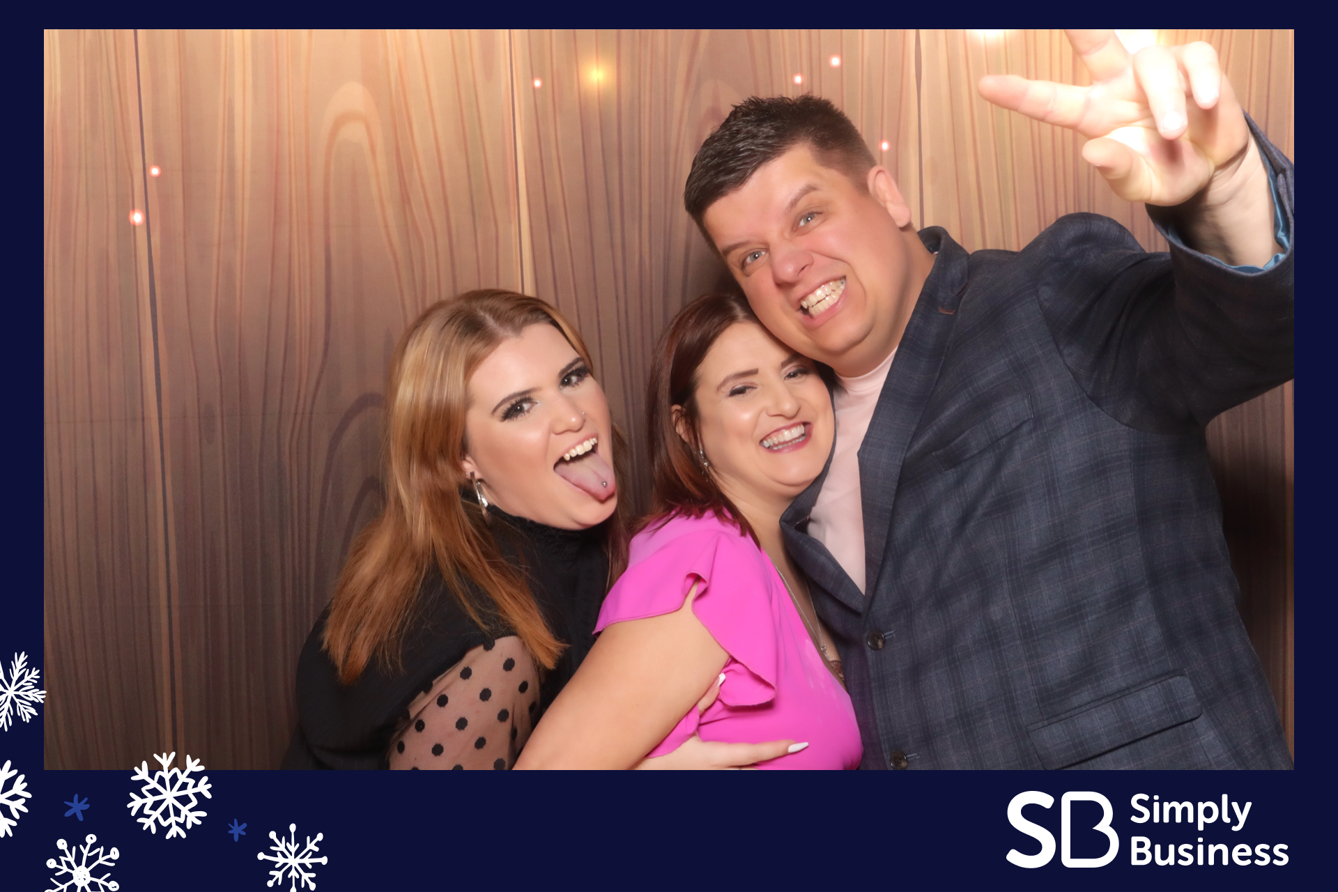 Simply Business Christmas 2023 | View more photos from the event at gallery.imprintphotobooths.co.uk/u/Imprint-Photobooths/Simply-Business-Christmas-2023