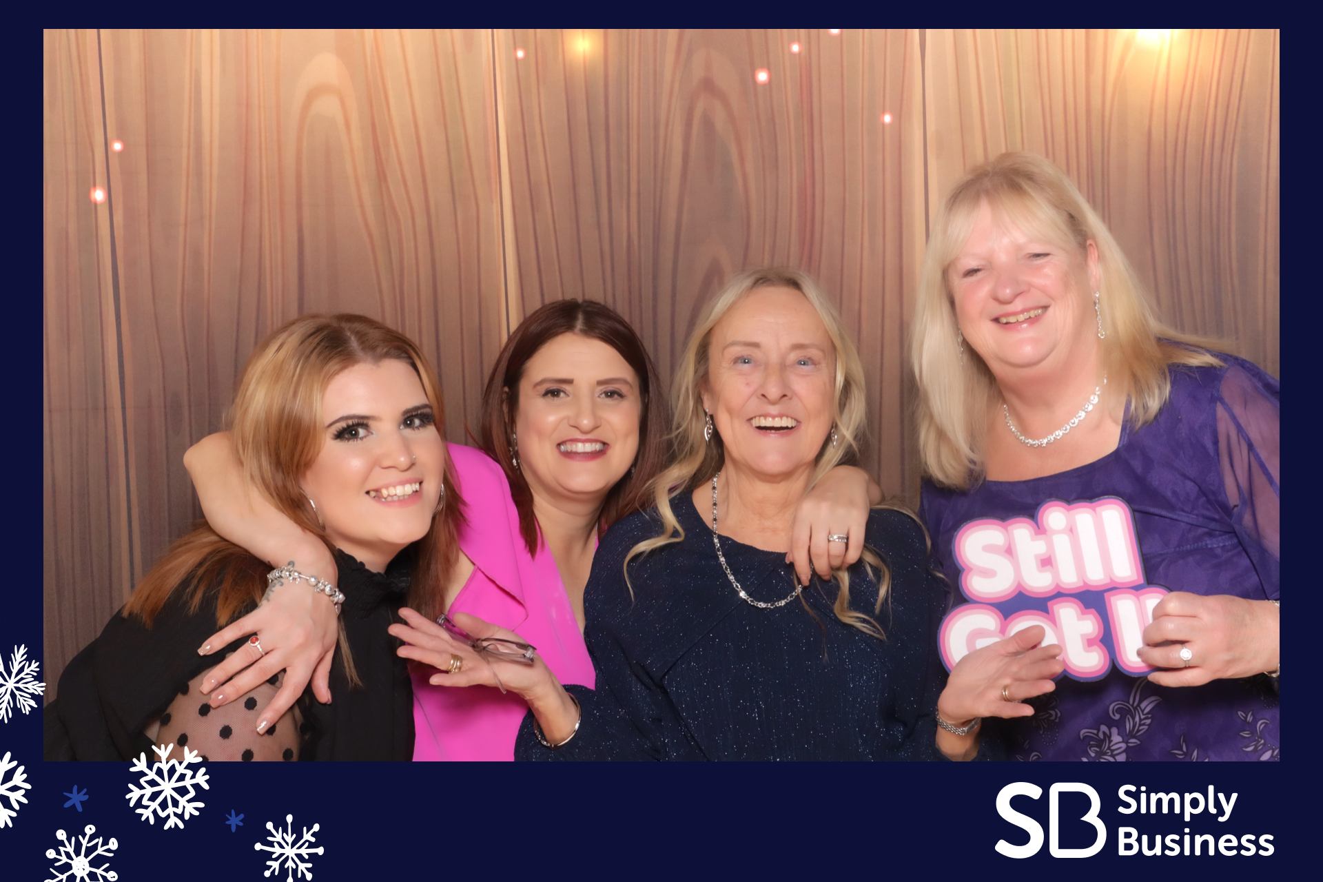 Simply Business Christmas 2023 | View more photos from the event at gallery.imprintphotobooths.co.uk/u/Imprint-Photobooths/Simply-Business-Christmas-2023