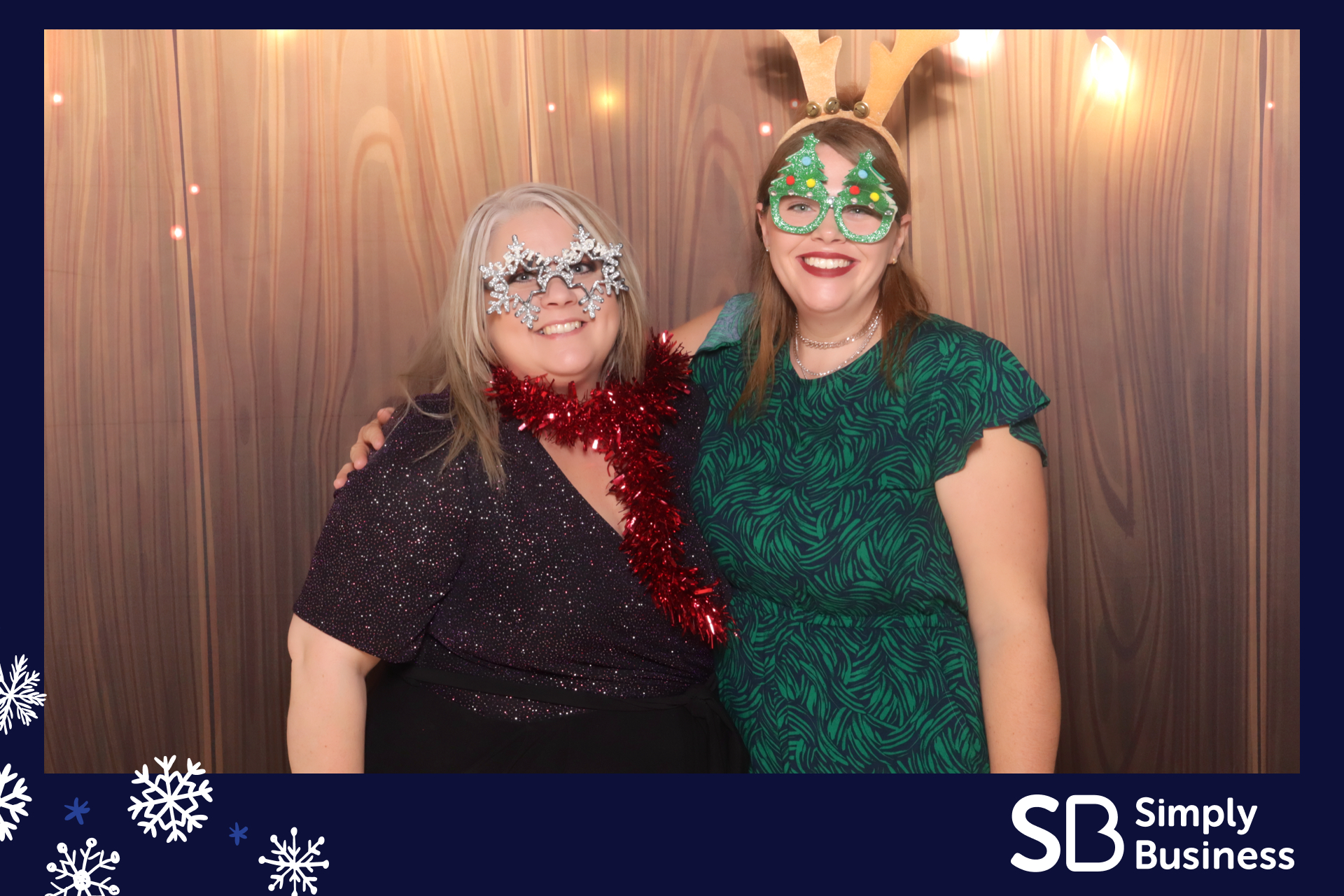 Simply Business Christmas 2023 | View more photos from the event at gallery.imprintphotobooths.co.uk/u/Imprint-Photobooths/Simply-Business-Christmas-2023