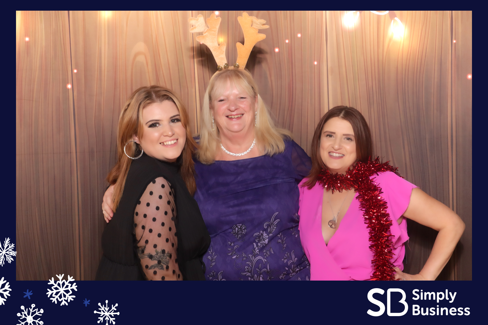 Simply Business Christmas 2023 | View more photos from the event at gallery.imprintphotobooths.co.uk/u/Imprint-Photobooths/Simply-Business-Christmas-2023