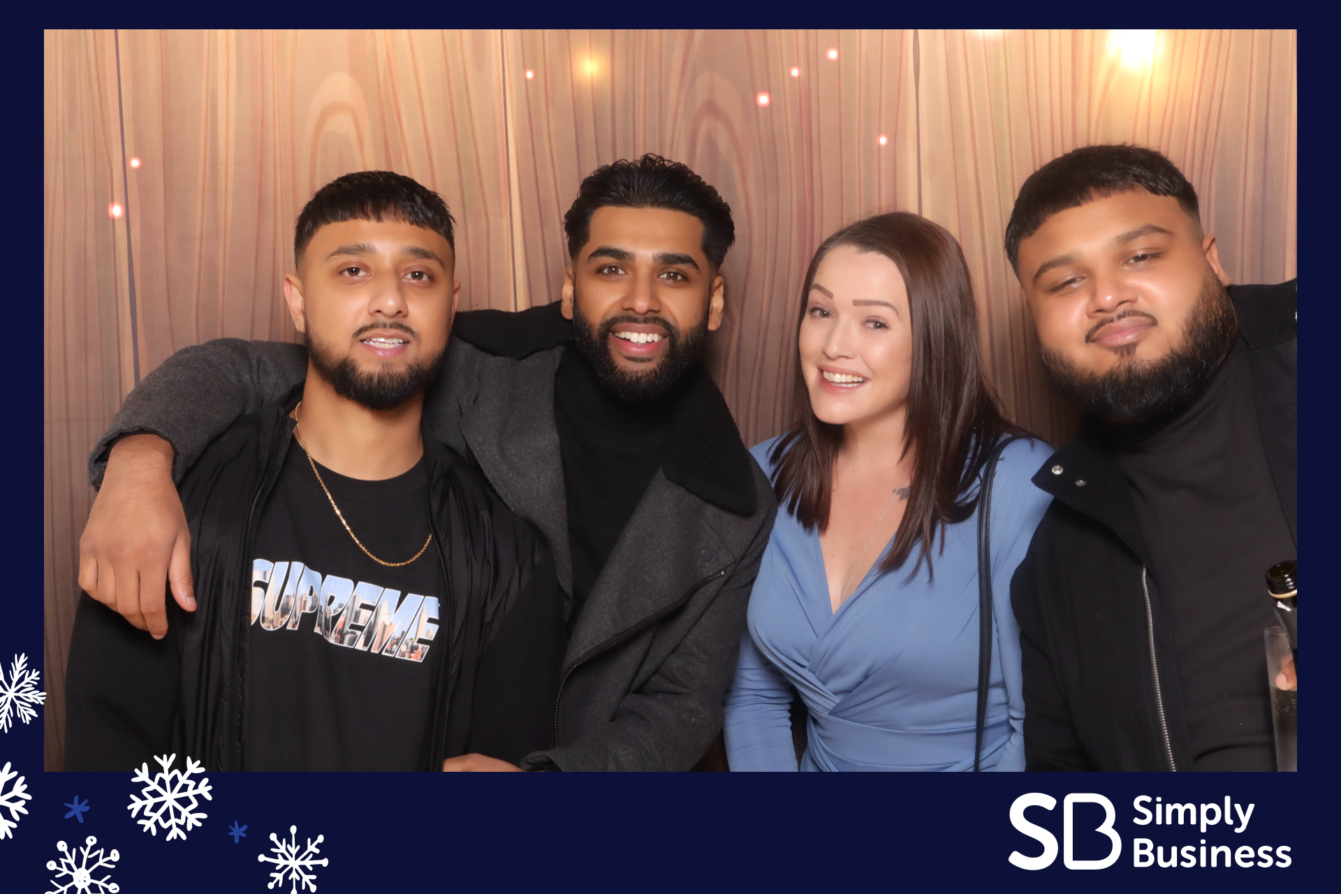 Simply Business Christmas 2023 | View more photos from the event at gallery.imprintphotobooths.co.uk/u/Imprint-Photobooths/Simply-Business-Christmas-2023