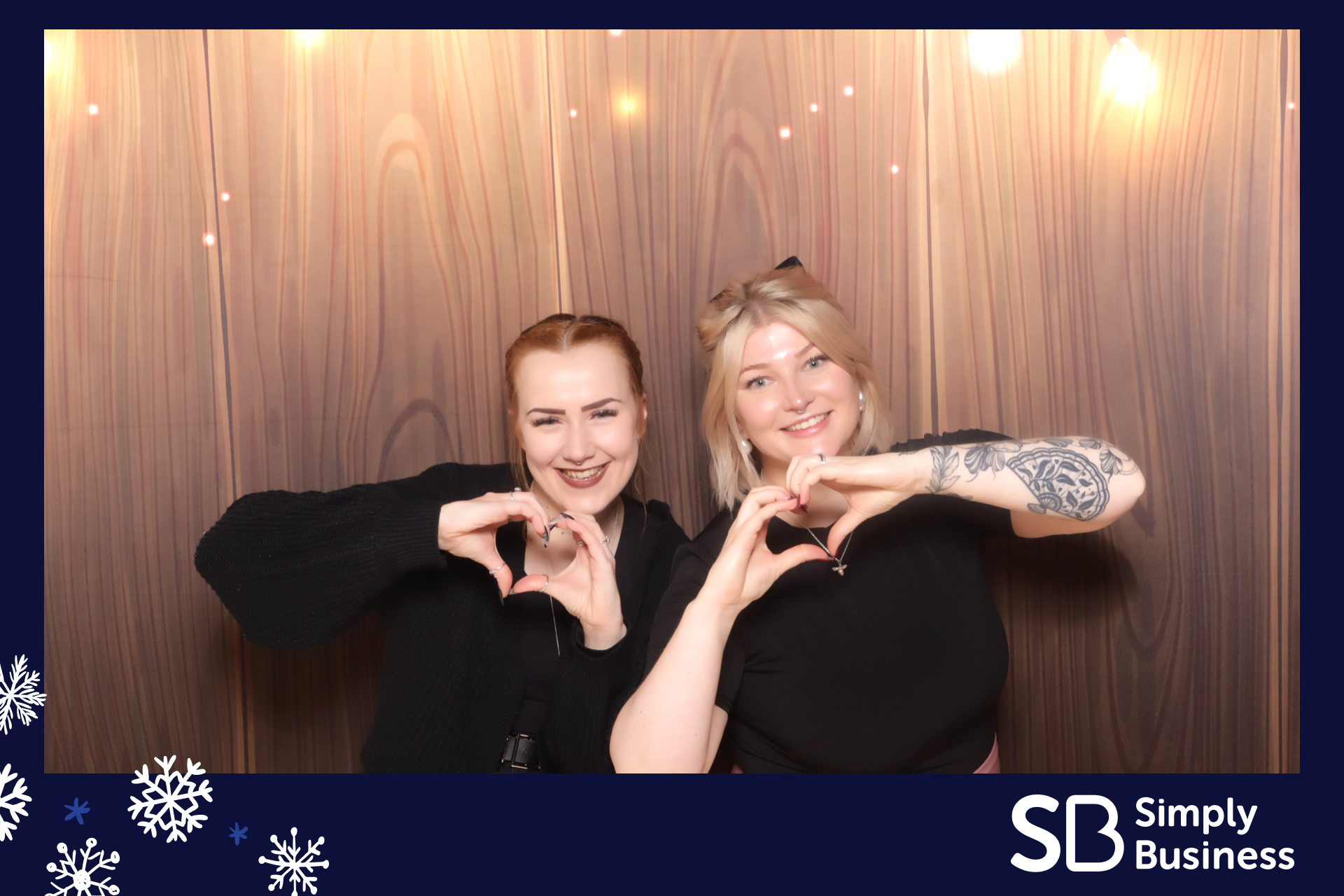 Simply Business Christmas 2023 | View more photos from the event at gallery.imprintphotobooths.co.uk/u/Imprint-Photobooths/Simply-Business-Christmas-2023