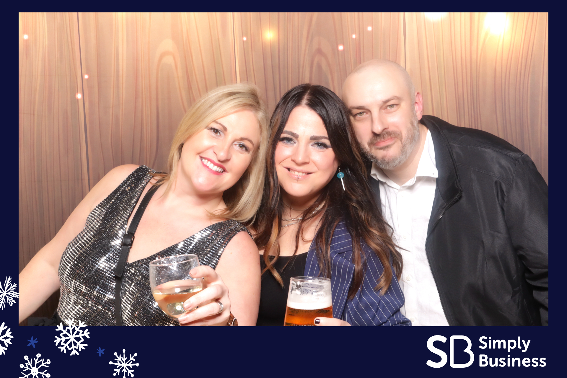 Simply Business Christmas 2023 | View more photos from the event at gallery.imprintphotobooths.co.uk/u/Imprint-Photobooths/Simply-Business-Christmas-2023