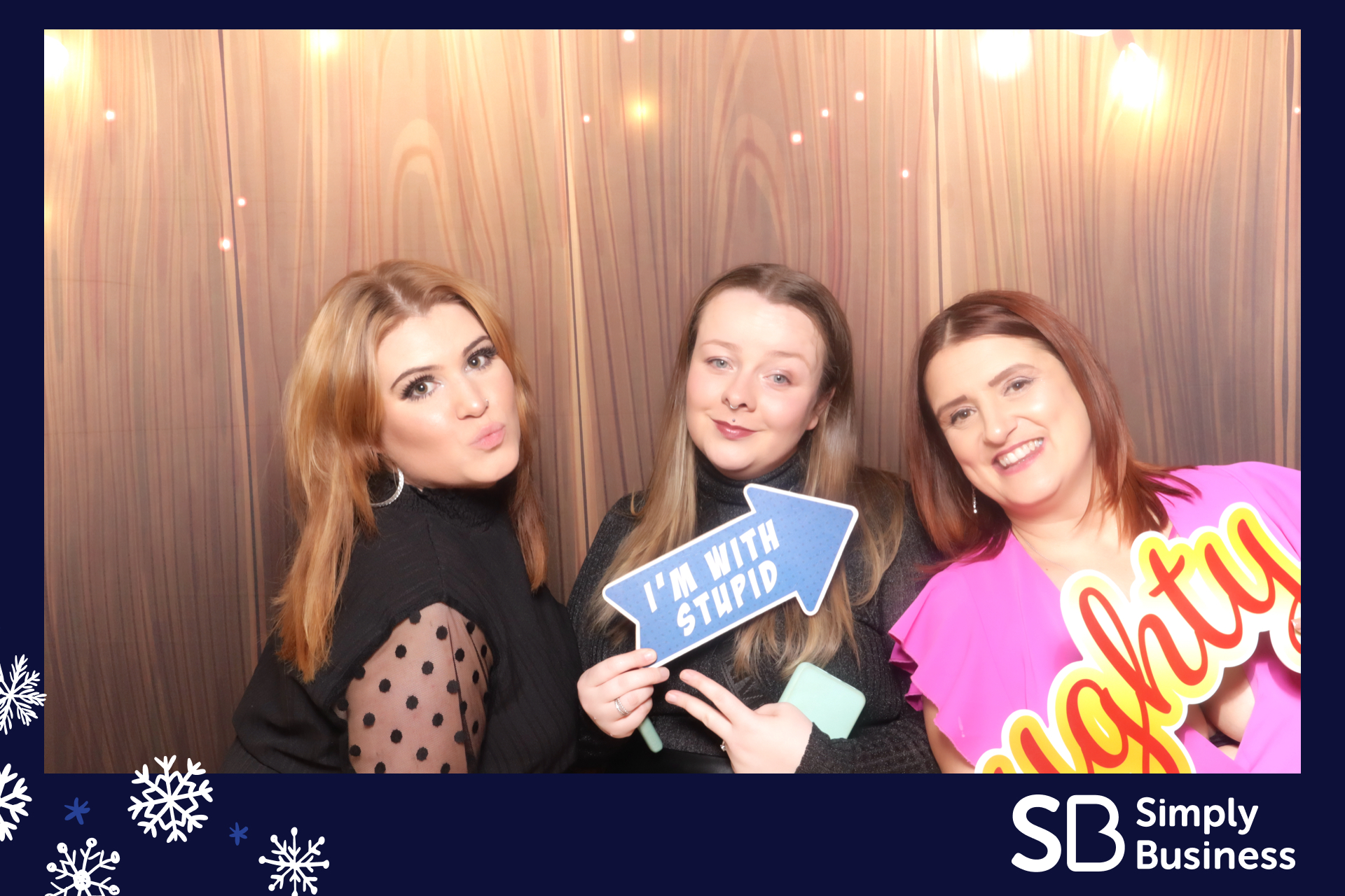Simply Business Christmas 2023 | View more photos from the event at gallery.imprintphotobooths.co.uk/u/Imprint-Photobooths/Simply-Business-Christmas-2023