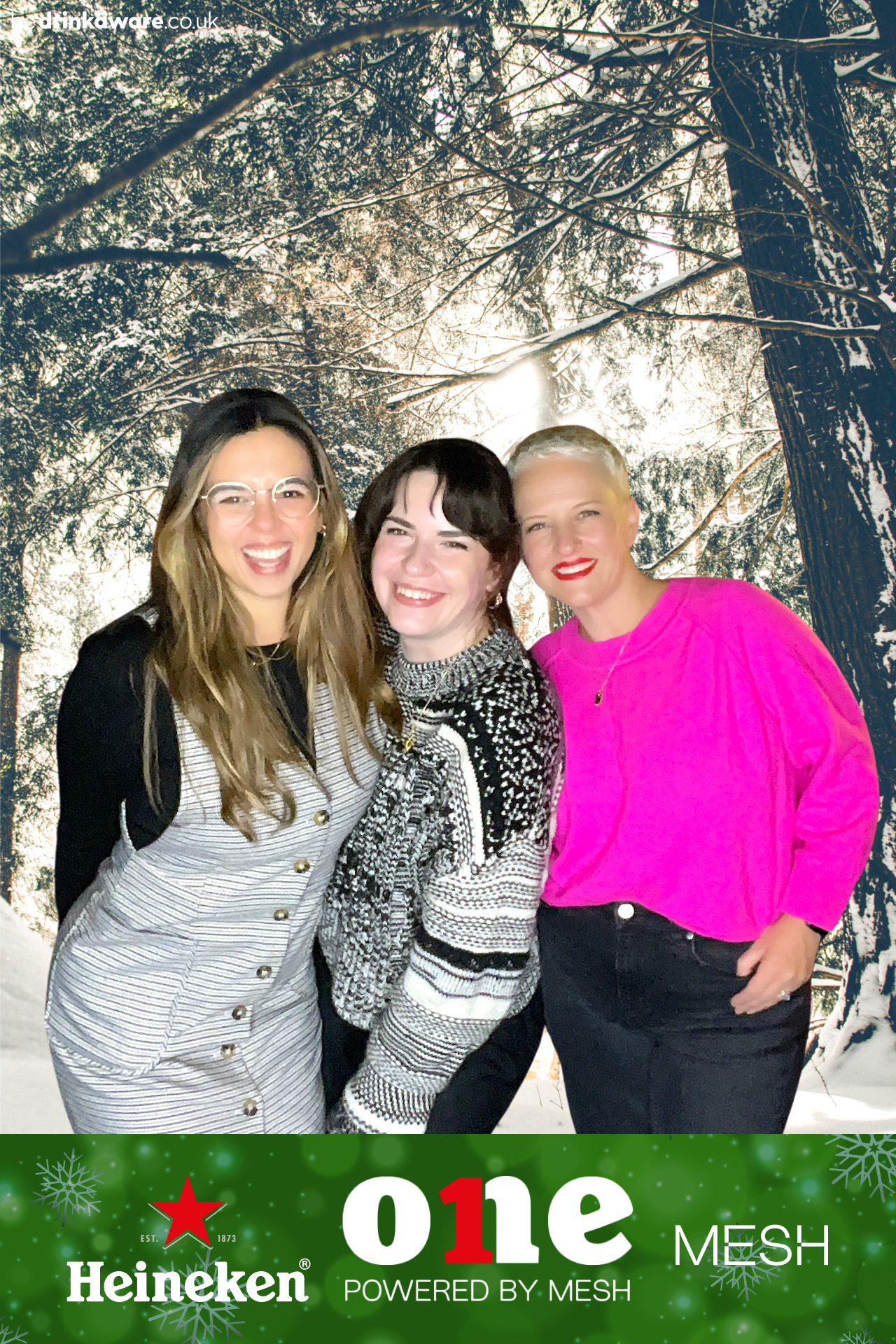 The Mesh Heineken Christmas Mashup | View more photos from the event at gallery.imprintphotobooths.co.uk/u/Imprint-Photobooths/The-Mesh-Heineken-Christmas-Mashup