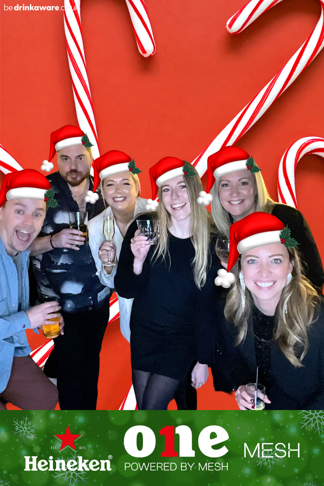 The Mesh Heineken Christmas Mashup | View more photos from the event at gallery.imprintphotobooths.co.uk/u/Imprint-Photobooths/The-Mesh-Heineken-Christmas-Mashup