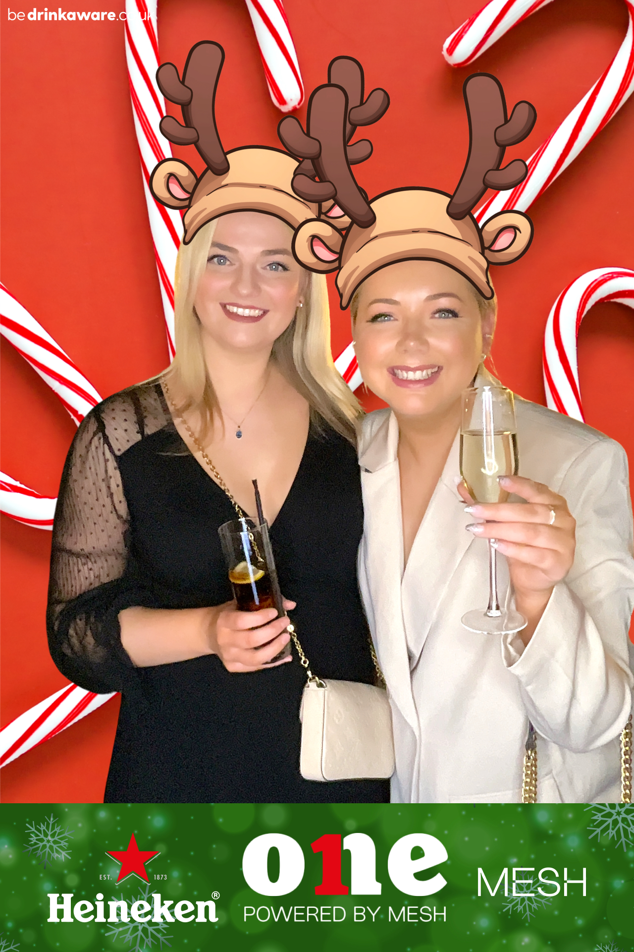 The Mesh Heineken Christmas Mashup | View more photos from the event at gallery.imprintphotobooths.co.uk/u/Imprint-Photobooths/The-Mesh-Heineken-Christmas-Mashup