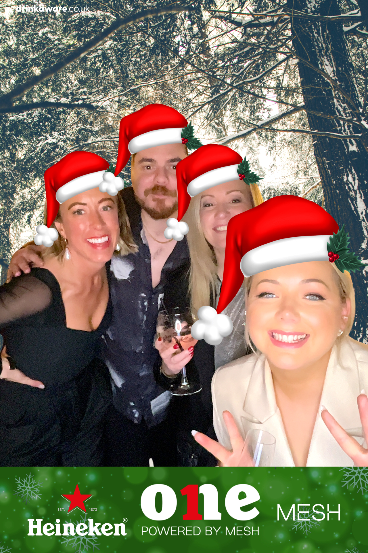 The Mesh Heineken Christmas Mashup | View more photos from the event at gallery.imprintphotobooths.co.uk/u/Imprint-Photobooths/The-Mesh-Heineken-Christmas-Mashup