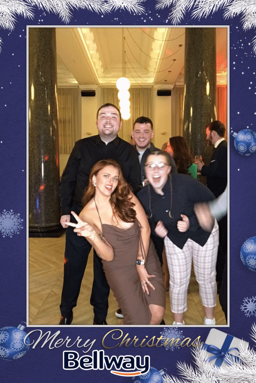 Bellway Homes Christmas Party | View more photos from the event at gallery.liverpoolselfiemirror.co.uk/u/LiverpoolSelfieMirror/Bellway-Homes-Christmas-Party