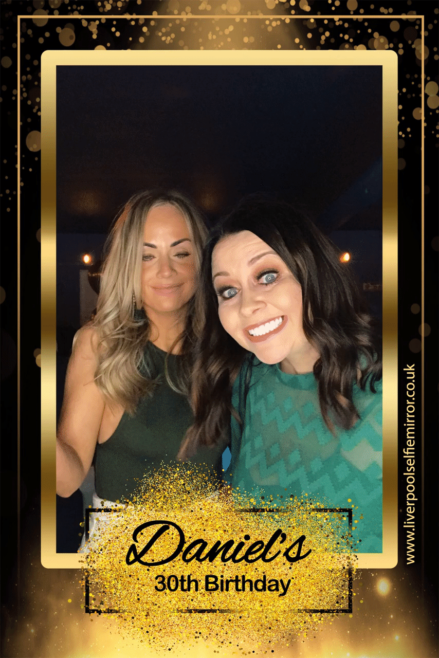 Daniel's 30th Birthday | View more photos from the event at gallery.liverpoolselfiemirror.co.uk/u/LiverpoolSelfieMirror/Daniels-30th-Birthday