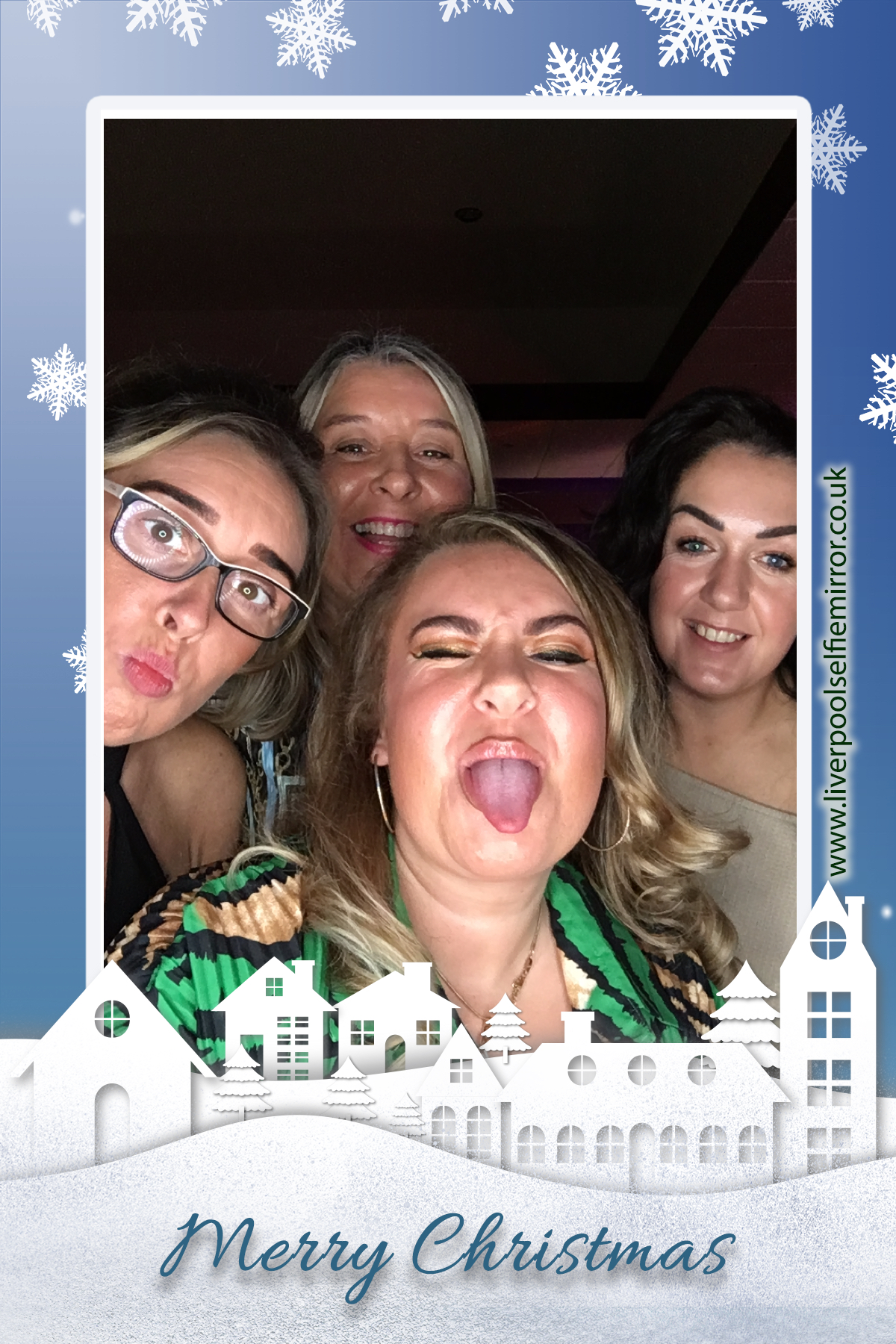 Shirley's Slimming World Xmas Party | View more photos from the event at gallery.liverpoolselfiemirror.co.uk/u/LiverpoolSelfieMirror/Shirleys-Slimming-World-Xmas-Party