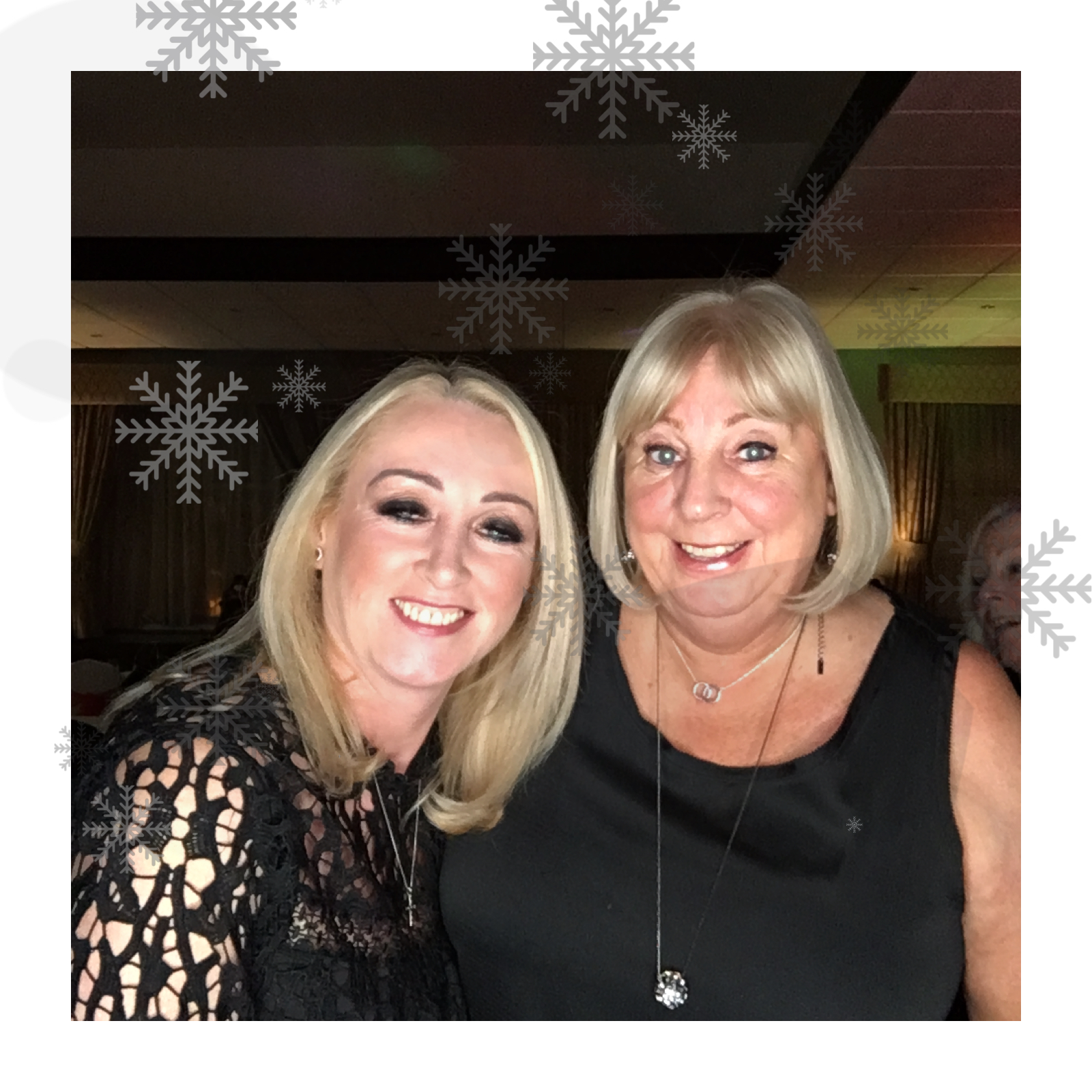 Shirley's Slimming World Xmas Party | View more photos from the event at gallery.liverpoolselfiemirror.co.uk/u/LiverpoolSelfieMirror/Shirleys-Slimming-World-Xmas-Party