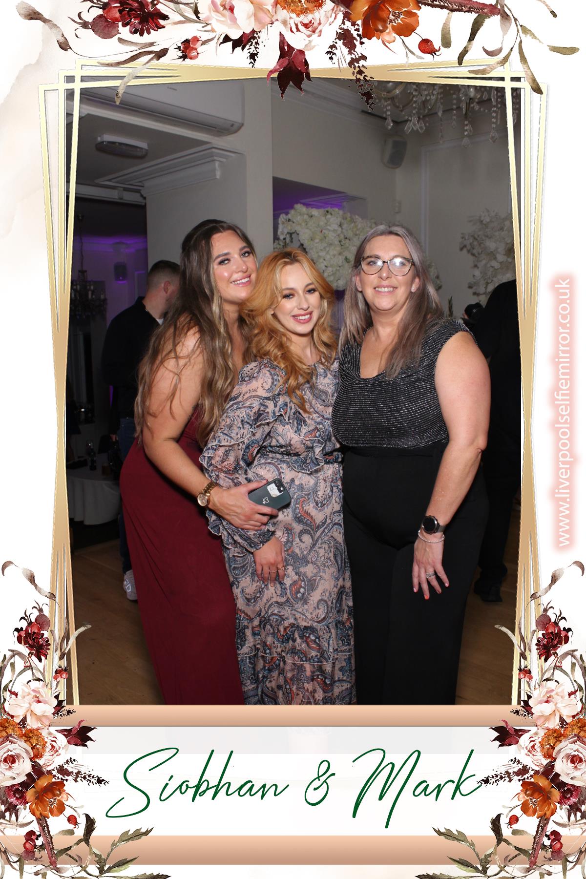 Siobhan & Mark's Wedding | View more photos from the event at gallery.liverpoolselfiemirror.co.uk/u/LiverpoolSelfieMirror/Siobhan-Marks-Wedding
