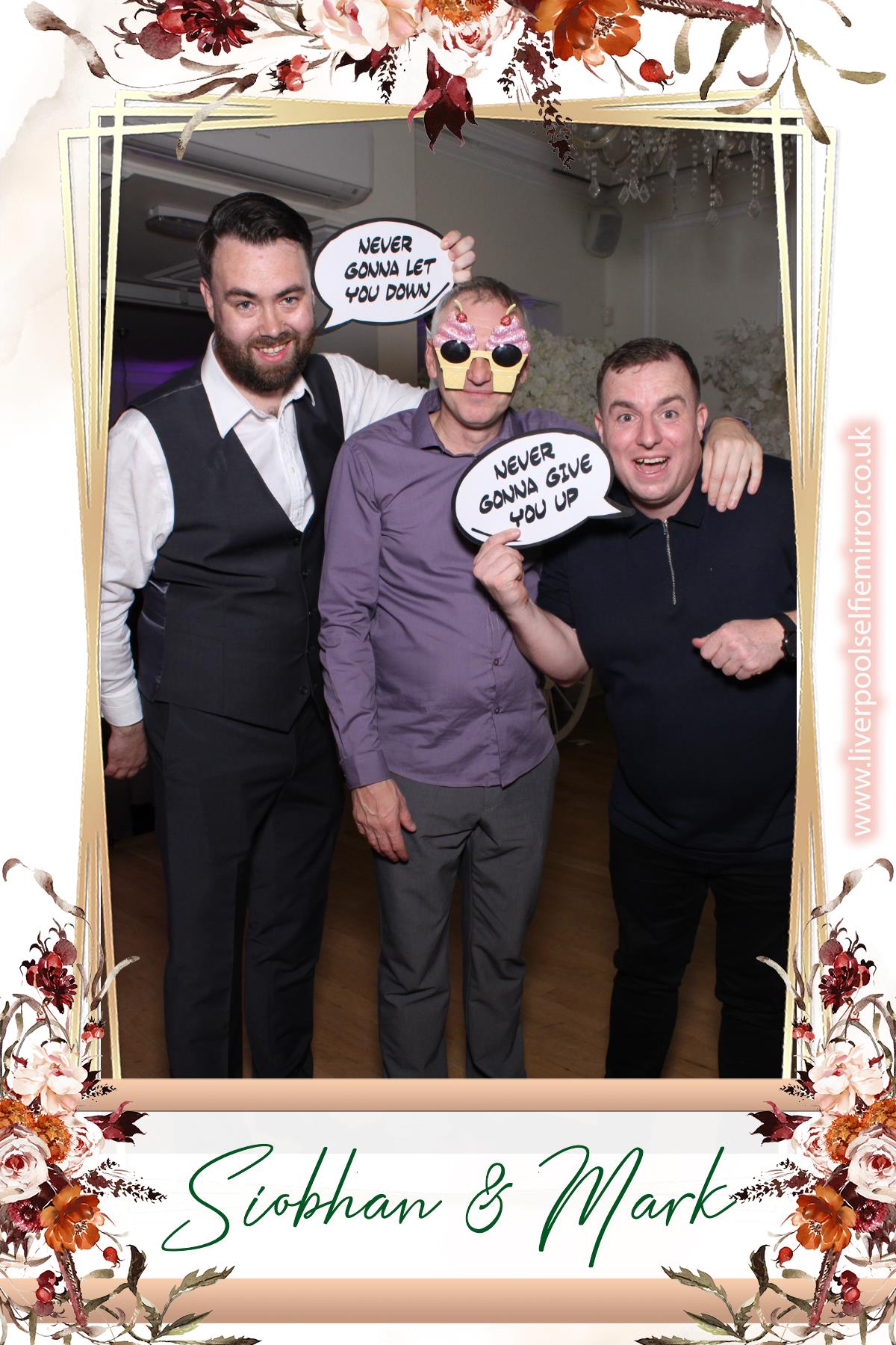 Siobhan & Mark's Wedding | View more photos from the event at gallery.liverpoolselfiemirror.co.uk/u/LiverpoolSelfieMirror/Siobhan-Marks-Wedding