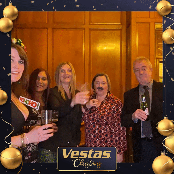 Vestas Wind Systems Xmas Party | View more photos from the event at gallery.liverpoolselfiemirror.co.uk/u/LiverpoolSelfieMirror/Vestas-Wind-Systems-Xmas-Party
