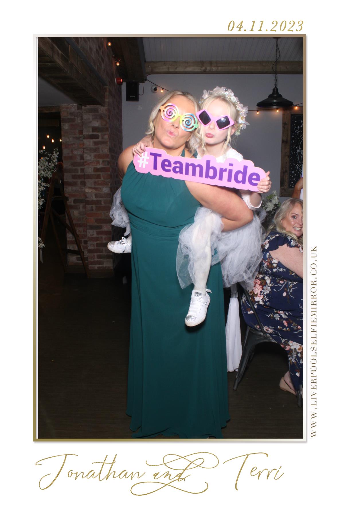 Jonathan & Terri's Wedding | View more photos from the event at gallery.liverpoolselfiemirror.co.uk/u/LiverpoolSelfieMirror/Jonathan-Terris-Wedding