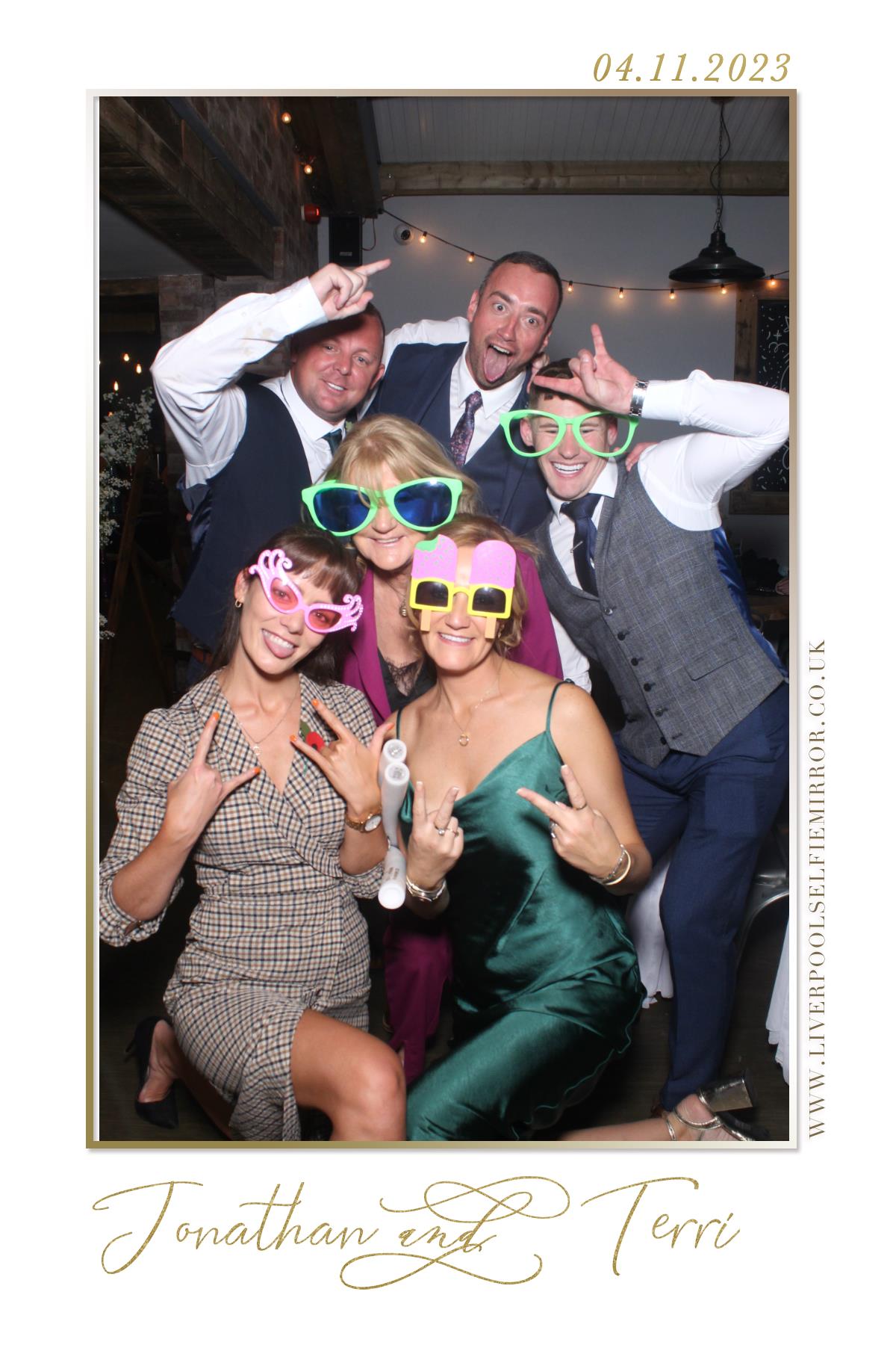 Jonathan & Terri's Wedding | View more photos from the event at gallery.liverpoolselfiemirror.co.uk/u/LiverpoolSelfieMirror/Jonathan-Terris-Wedding
