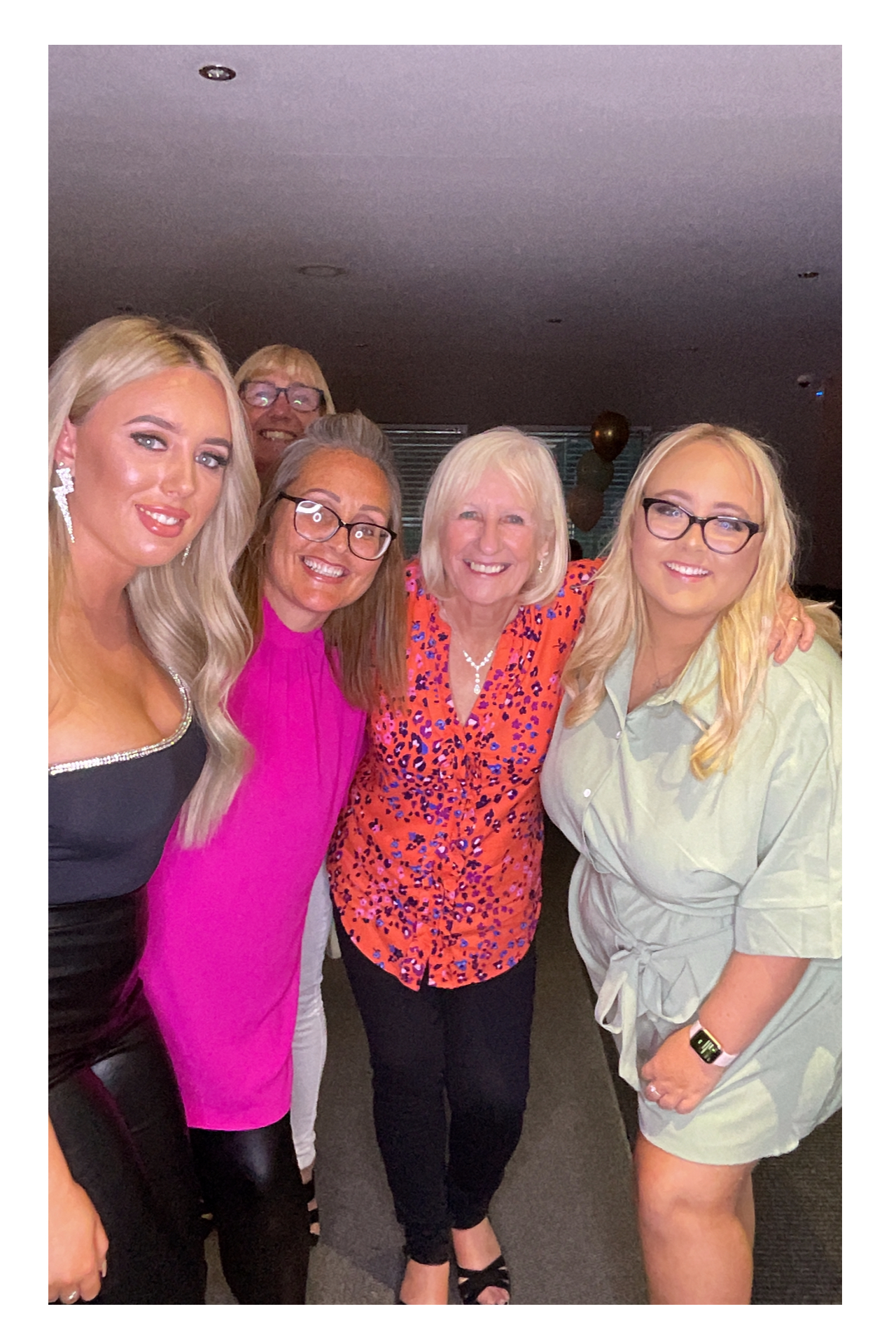 Julie's 50th Birthday | View more photos from the event at gallery.liverpoolselfiemirror.co.uk/u/LiverpoolSelfieMirror/Julies-50th-Birthday